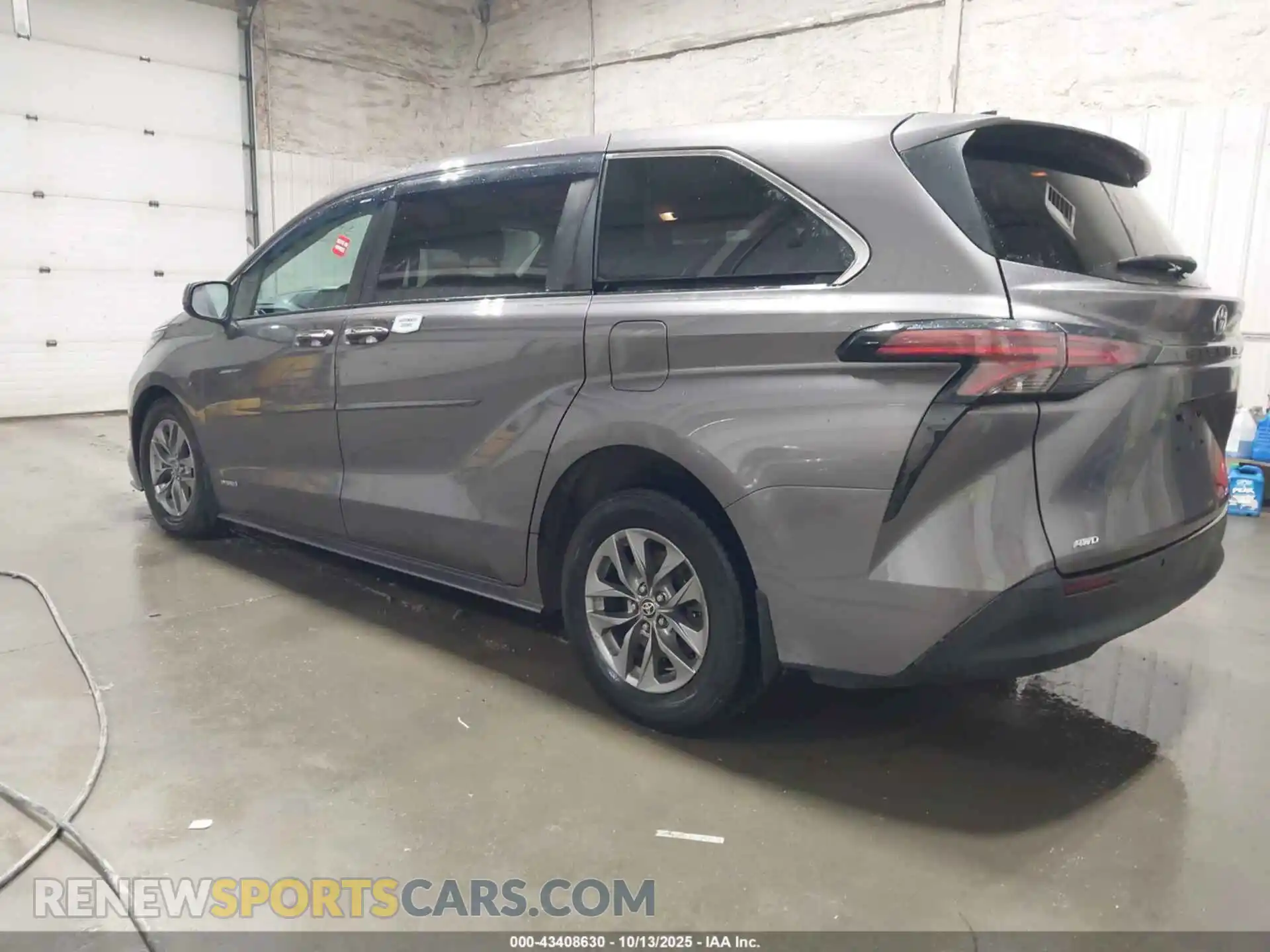 3 Photograph of a damaged car 5TDYSKFC2MS004130 TOYOTA SIENNA 2021