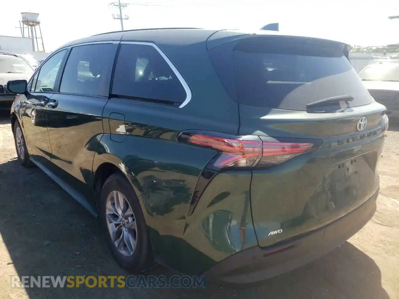 3 Photograph of a damaged car 5TDYSKFC3MS002757 TOYOTA SIENNA 2021