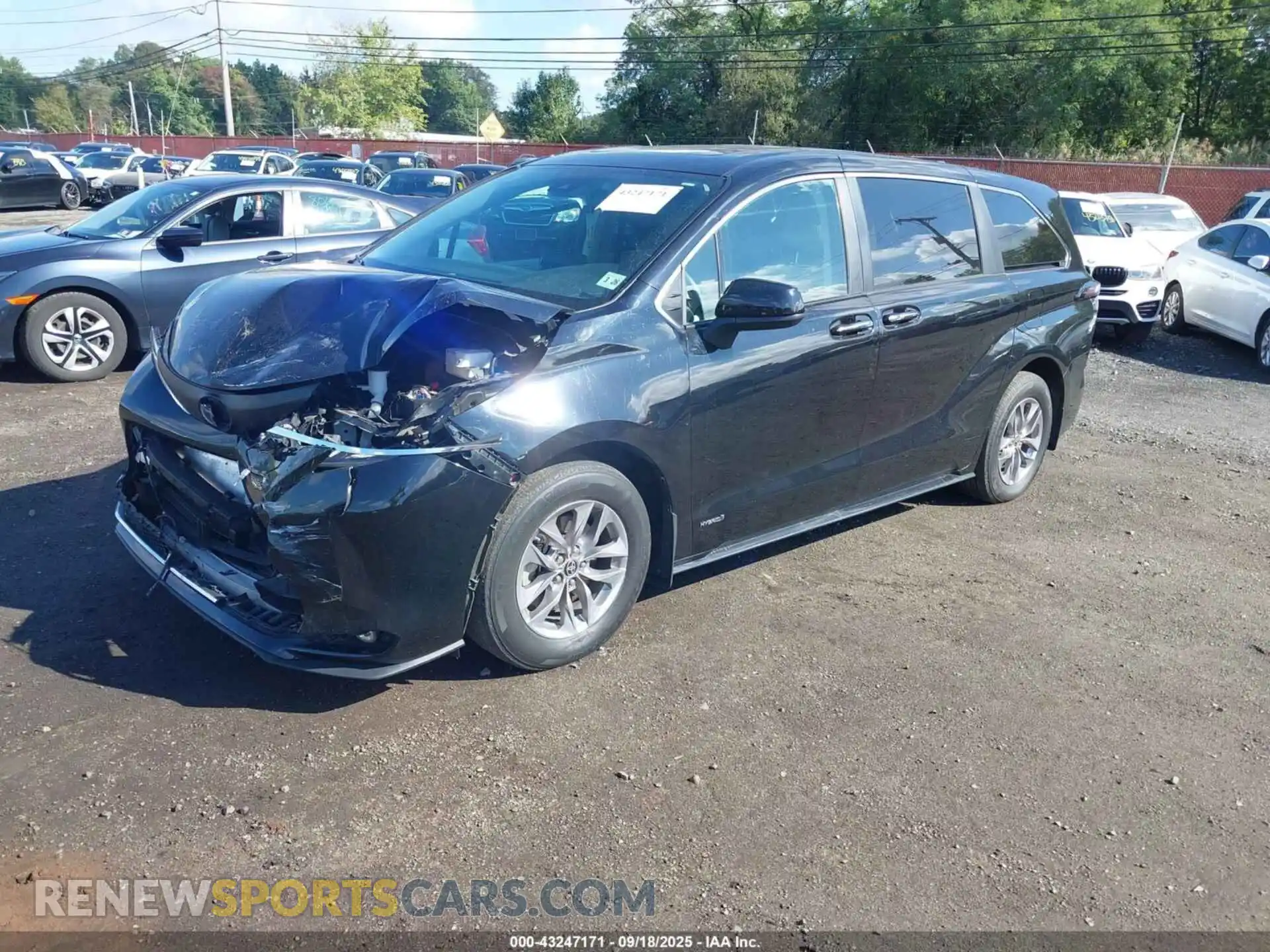 2 Photograph of a damaged car 5TDYSKFC5MS015686 TOYOTA SIENNA 2021