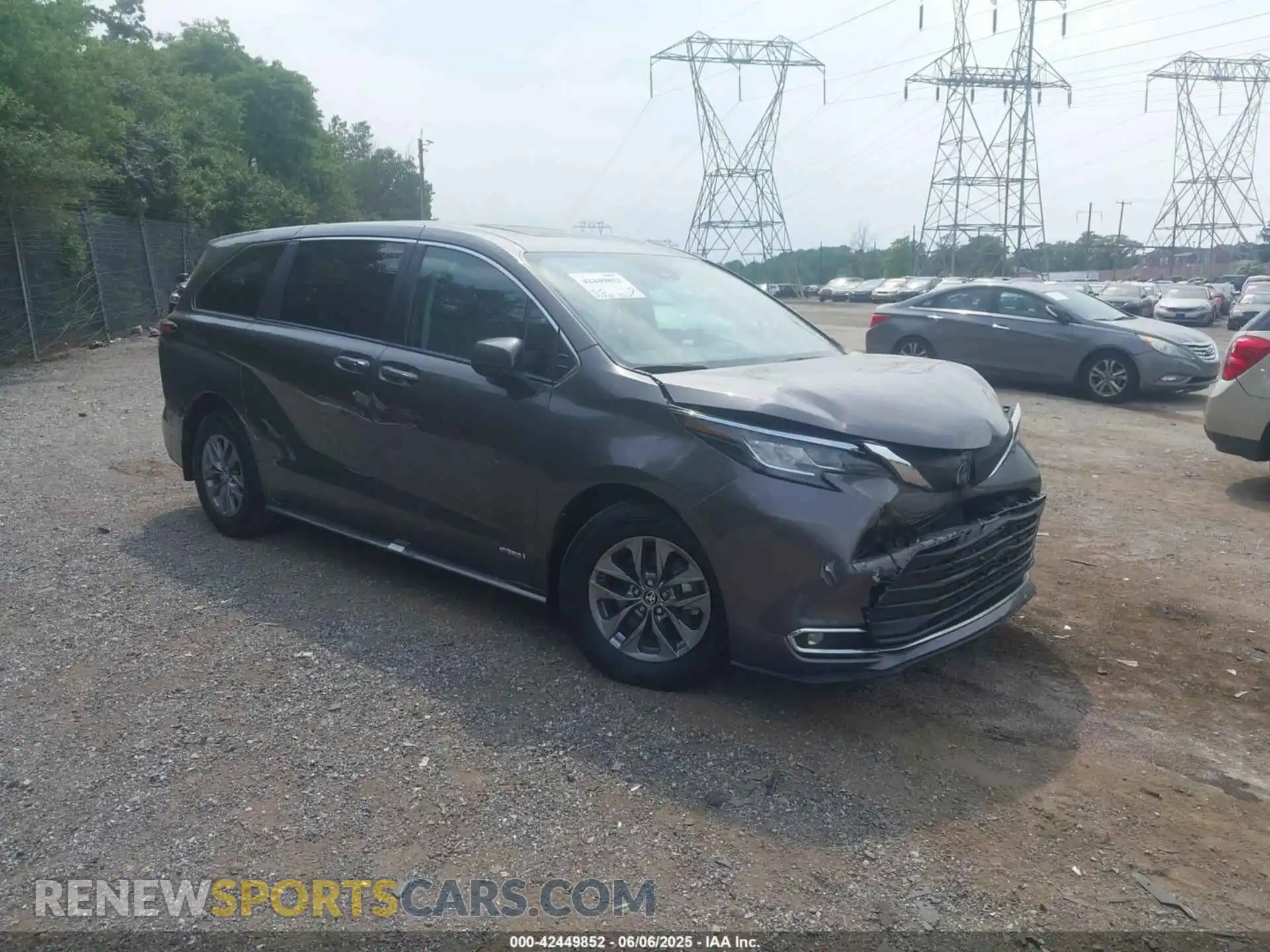 1 Photograph of a damaged car 5TDYSKFC9MS014413 TOYOTA SIENNA 2021