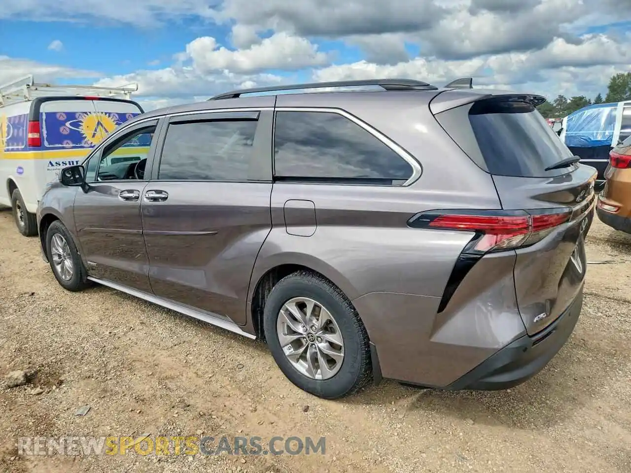 2 Photograph of a damaged car 5TDYSKFC9MS040283 TOYOTA SIENNA 2021