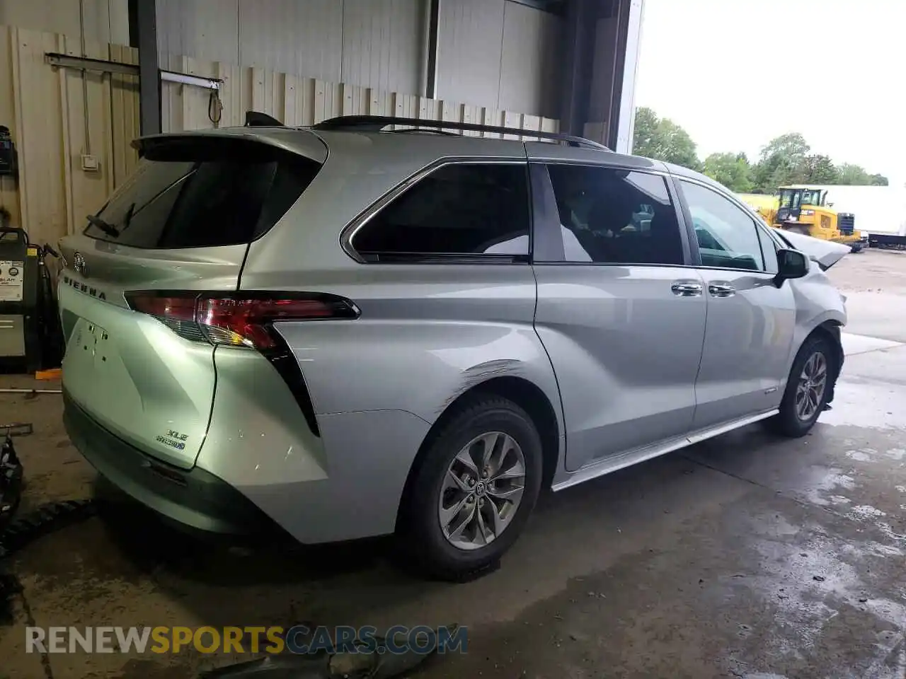 3 Photograph of a damaged car 5TDYSKFCXMS032824 TOYOTA SIENNA 2021