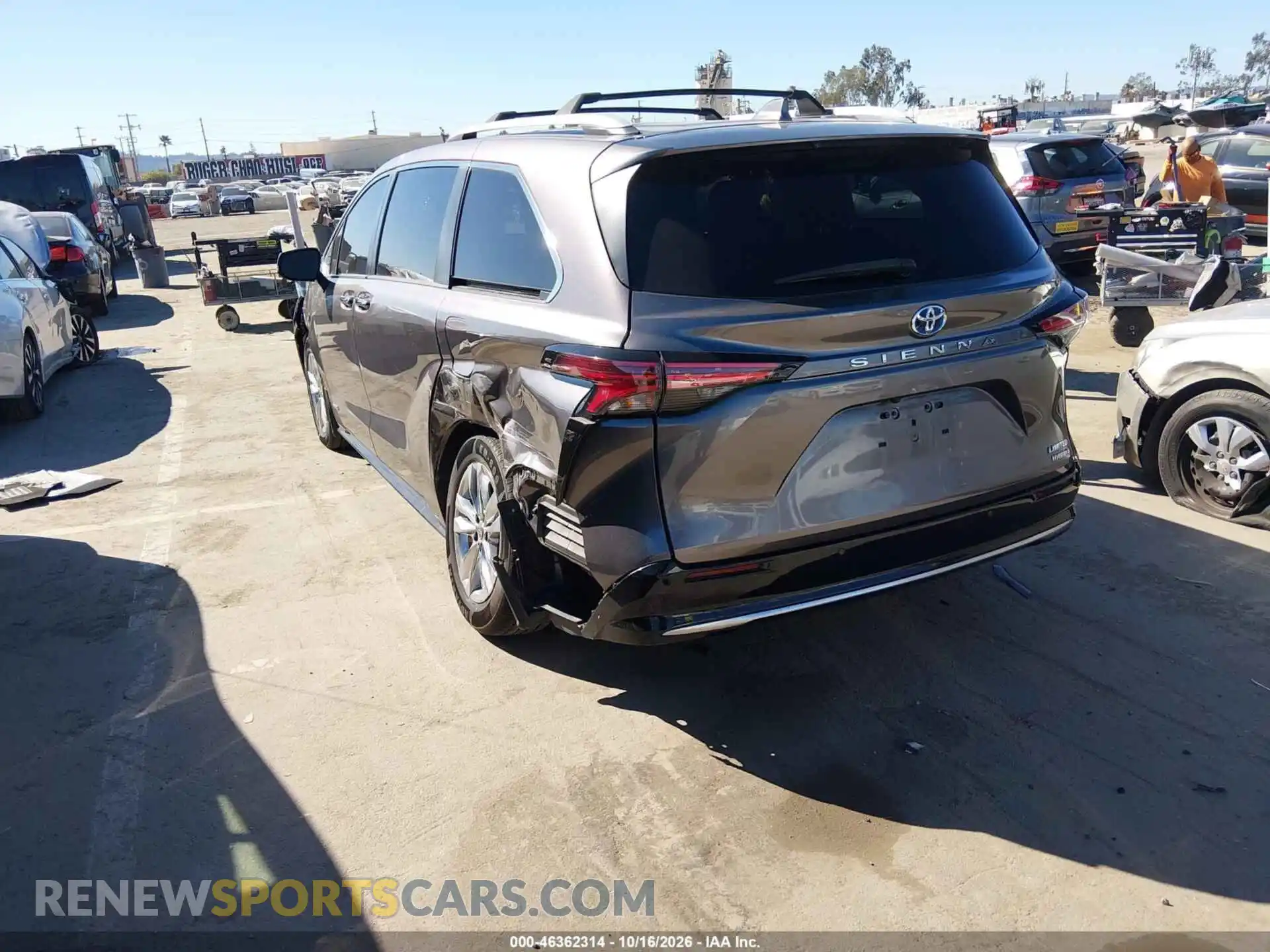 3 Photograph of a damaged car 5TDZRKEC0MS041369 TOYOTA SIENNA 2021