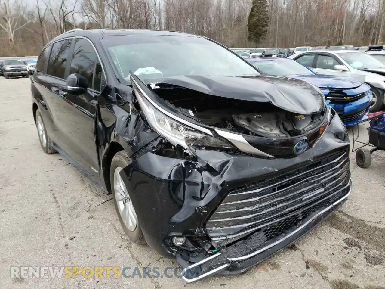 1 Photograph of a damaged car 5TDZRKEC0MS062089 TOYOTA SIENNA 2021