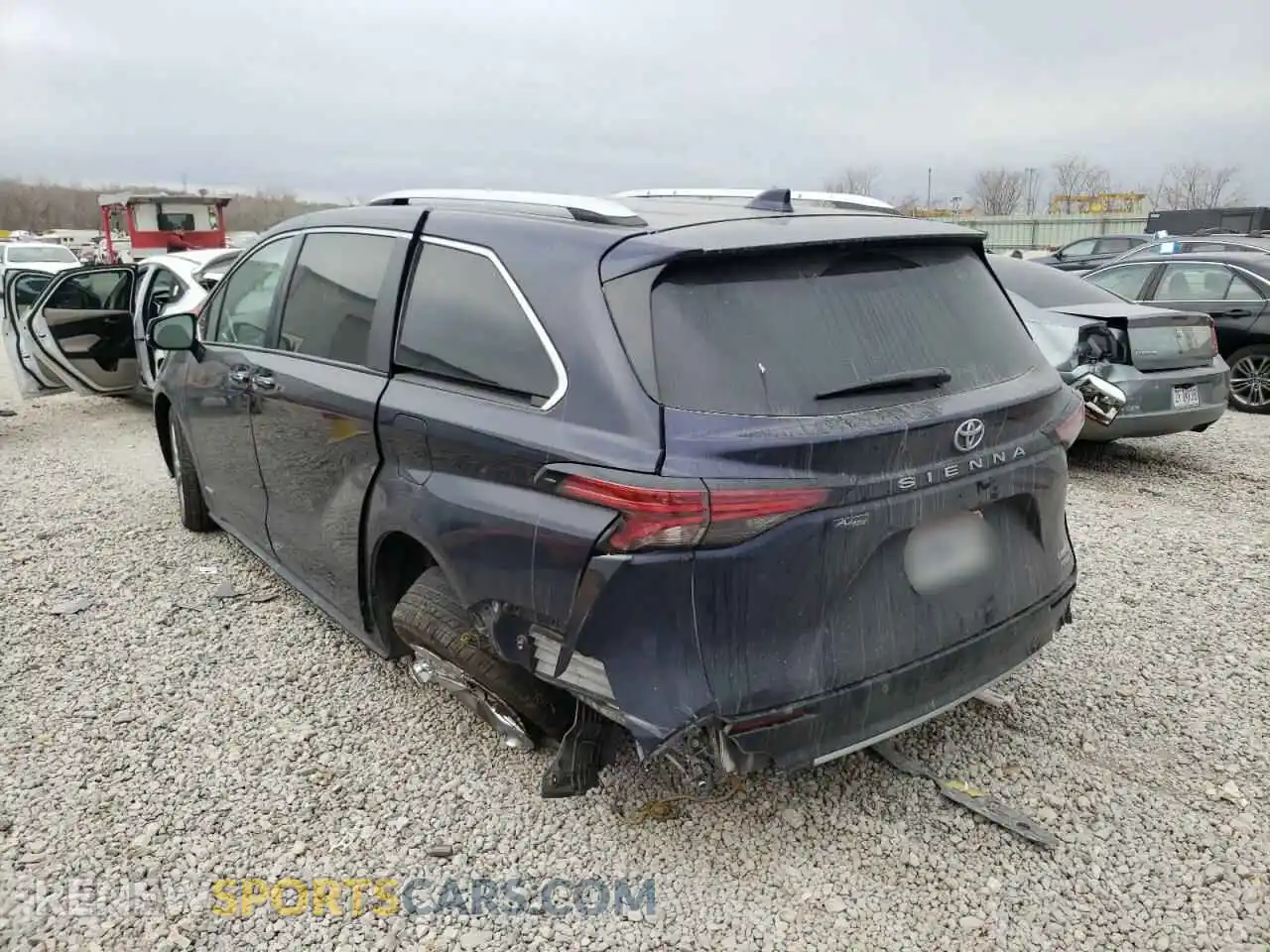 3 fotografías del automóvil dañado 5TDZRKEC2MS009894 TOYOTA SIENNA 2021