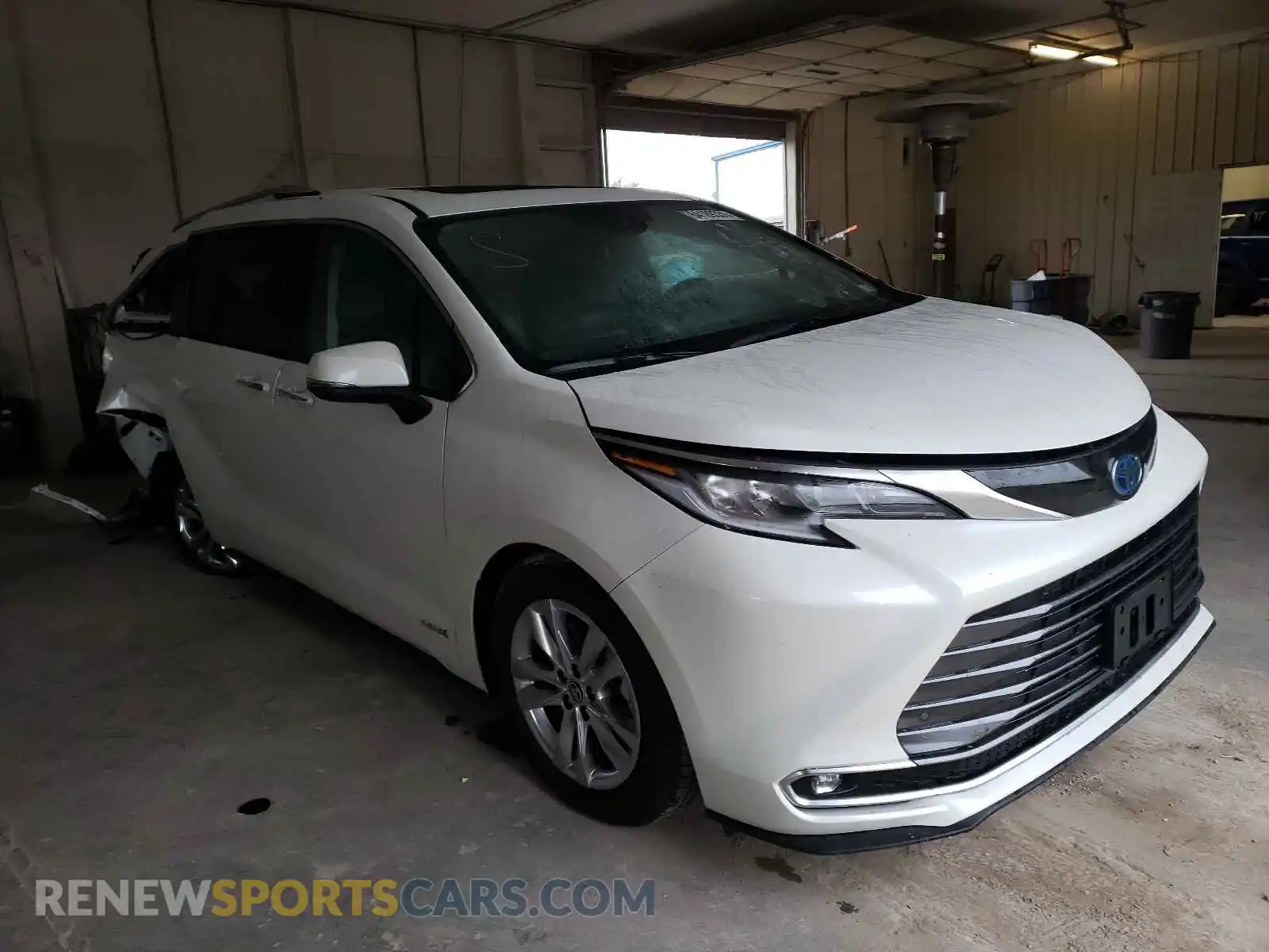 1 Photograph of a damaged car 5TDZRKEC4MS062015 TOYOTA SIENNA 2021