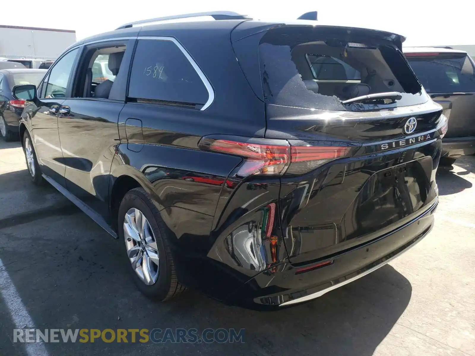 3 Photograph of a damaged car 5TDZRKEC5MS002969 TOYOTA SIENNA 2021
