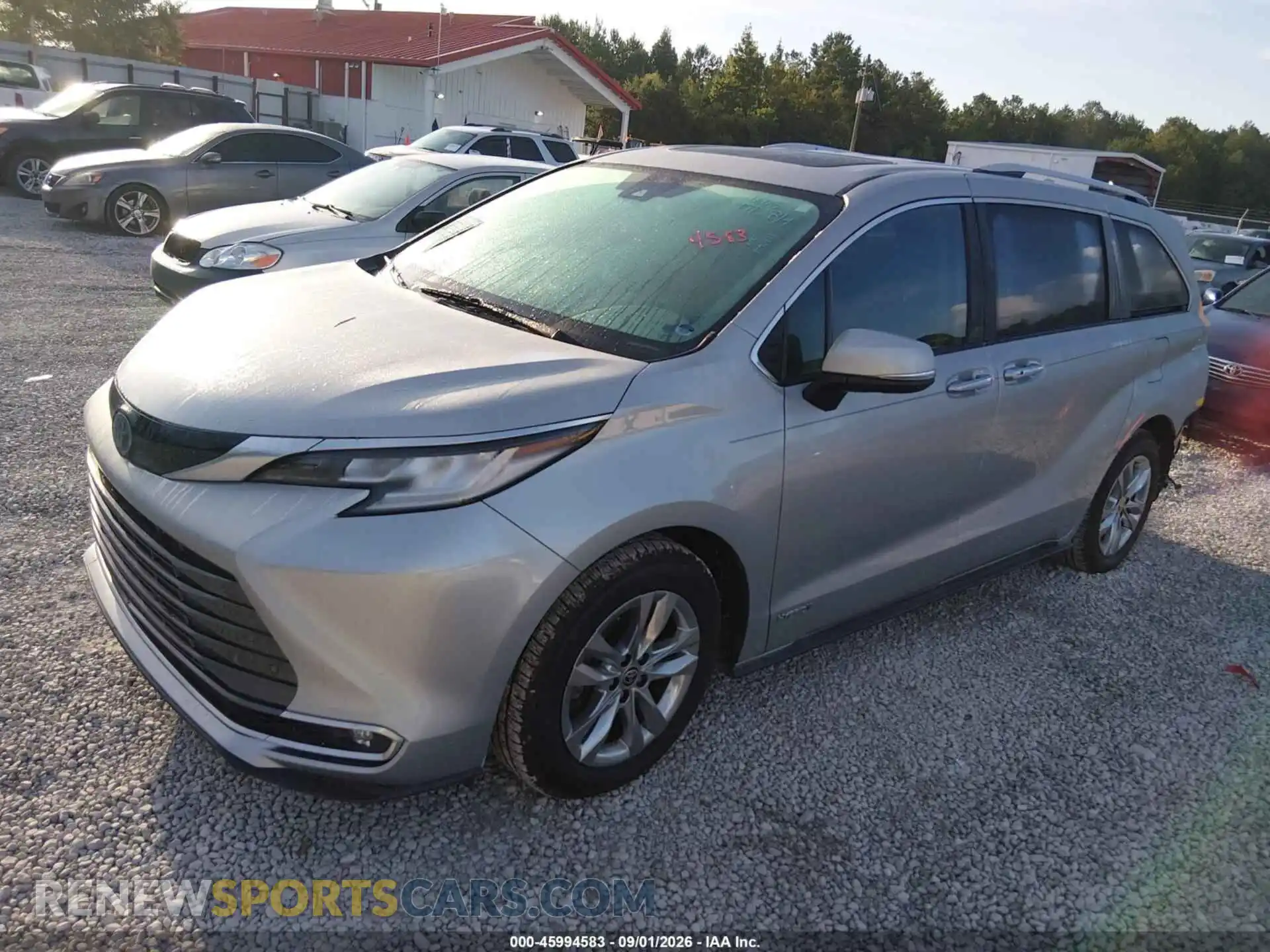 2 Photograph of a damaged car 5TDZRKEC6MS010563 TOYOTA SIENNA 2021
