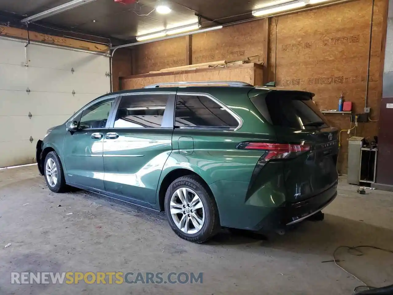 2 Photograph of a damaged car 5TDZSKFC1MS004883 TOYOTA SIENNA 2021