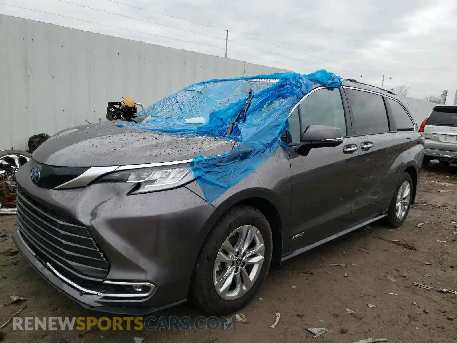 2 Photograph of a damaged car 5TDZSKFC1MS008657 TOYOTA SIENNA 2021