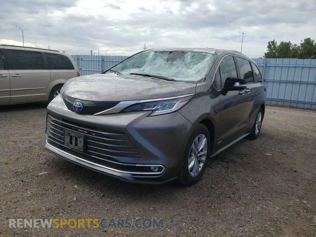 2 fotografías del automóvil dañado 5TDZSKFC4MS010418 TOYOTA SIENNA 2021
