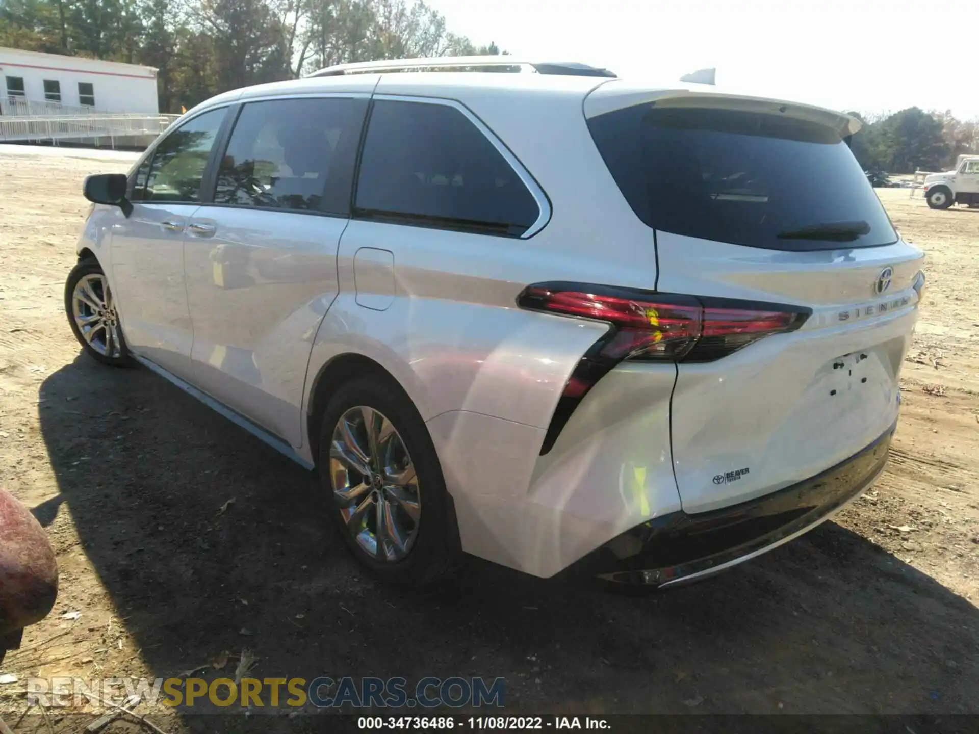 3 Photograph of a damaged car 5TDERKEC9NS120118 TOYOTA SIENNA 2022