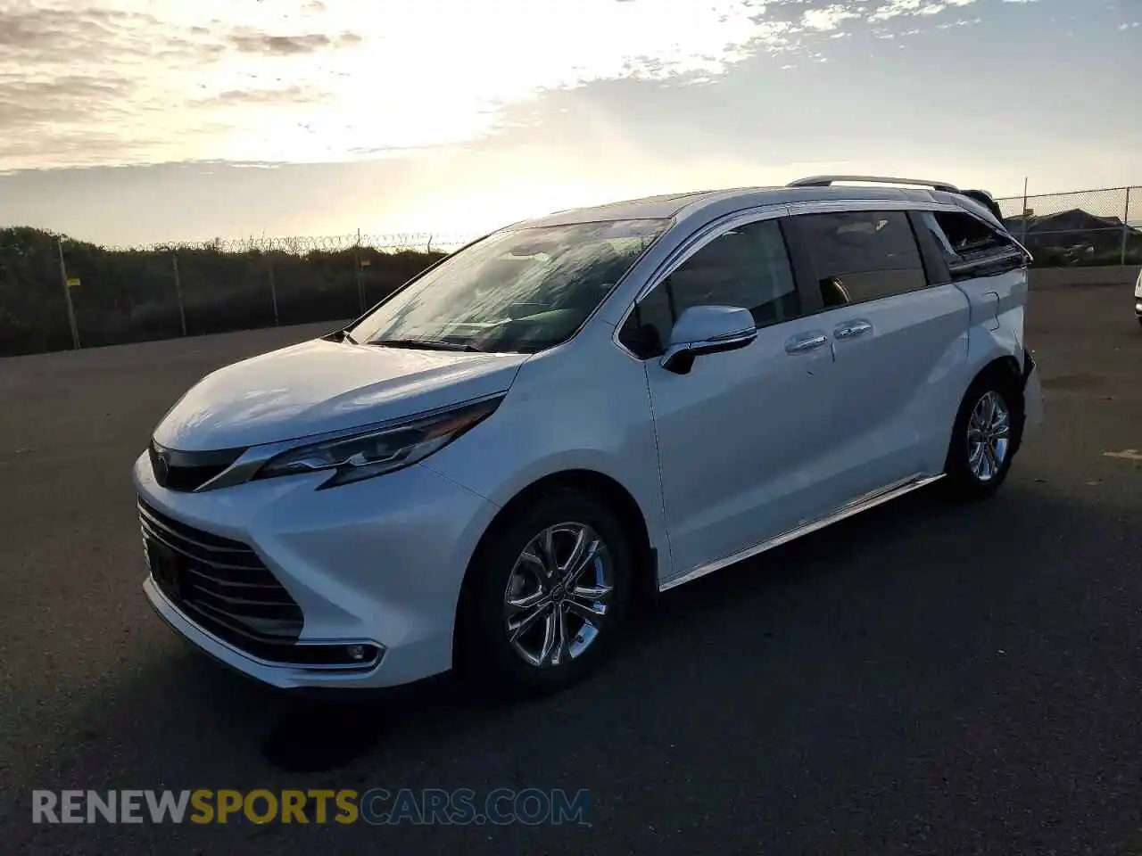 1 fotografías del automóvil dañado 5TDESKFC1NS061875 TOYOTA SIENNA 2022