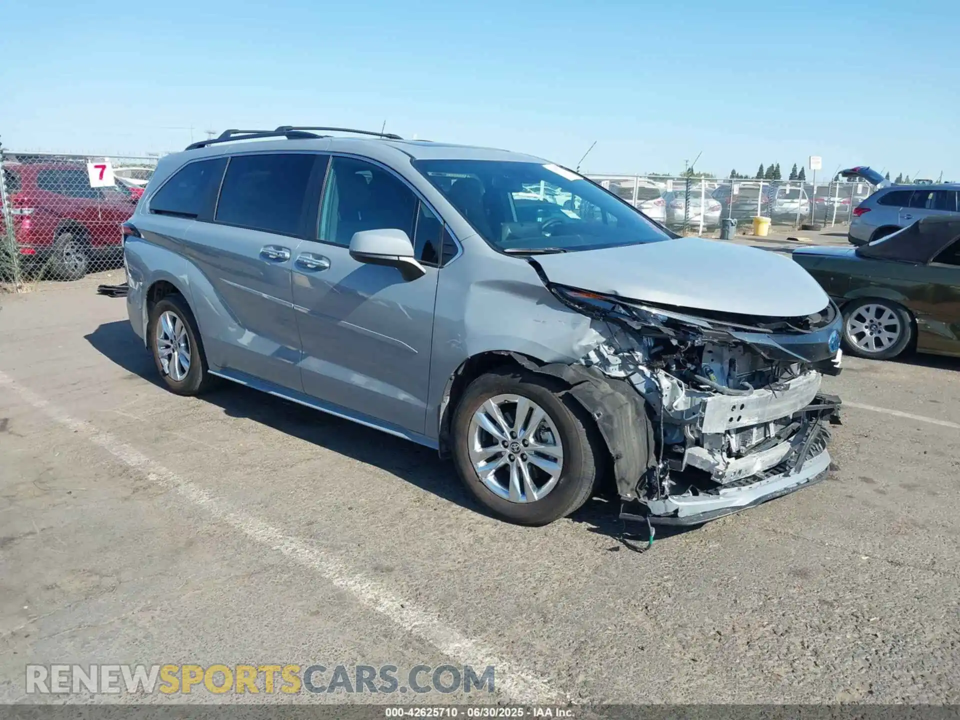 1 Photograph of a damaged car 5TDCSKFC8PS101072 TOYOTA SIENNA 2023