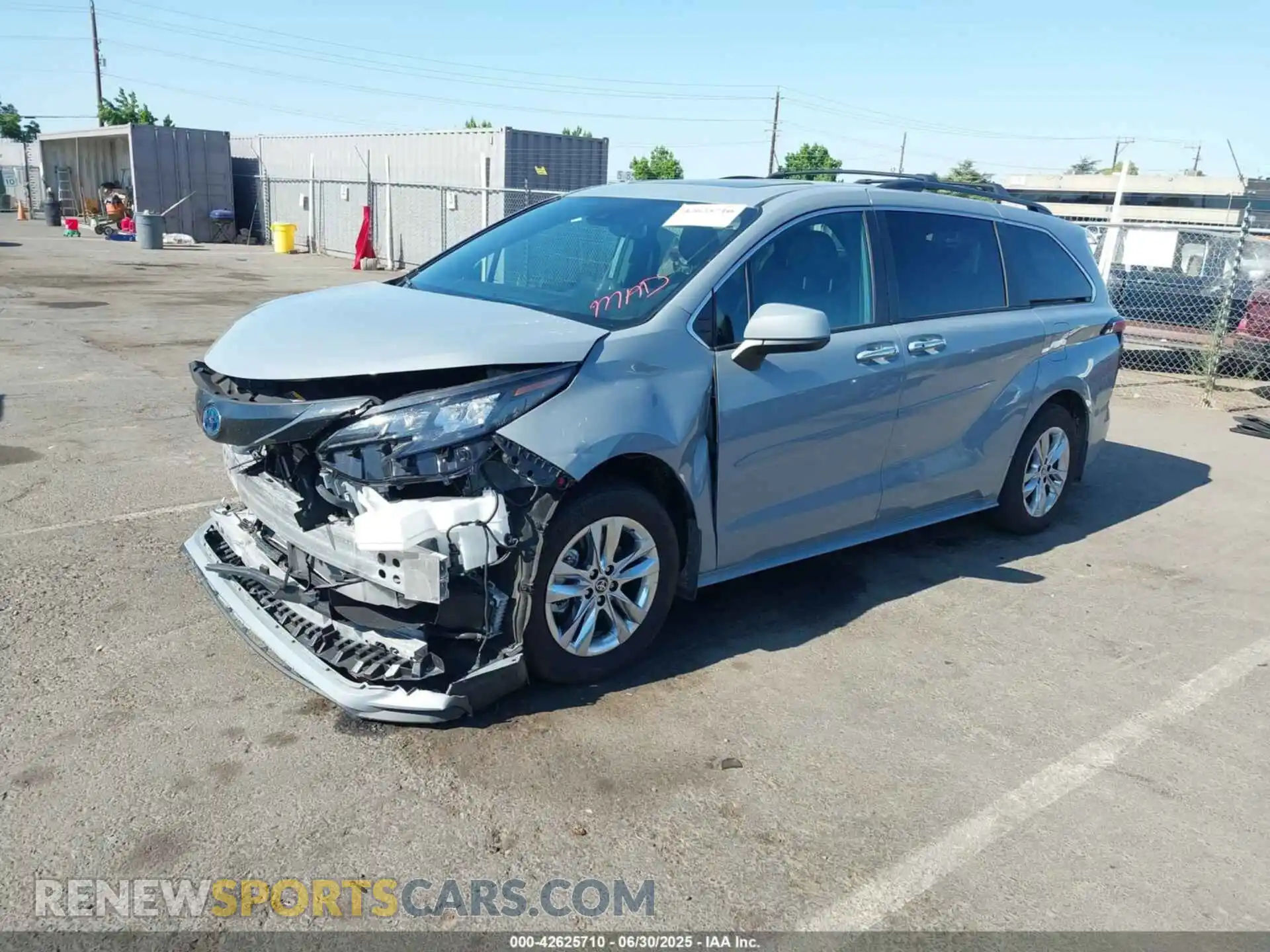 2 Photograph of a damaged car 5TDCSKFC8PS101072 TOYOTA SIENNA 2023