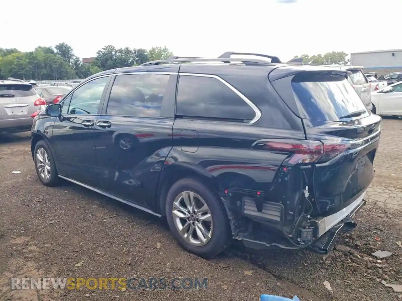 2 Photograph of a damaged car 5TDCSKFCXPS099132 TOYOTA SIENNA 2023