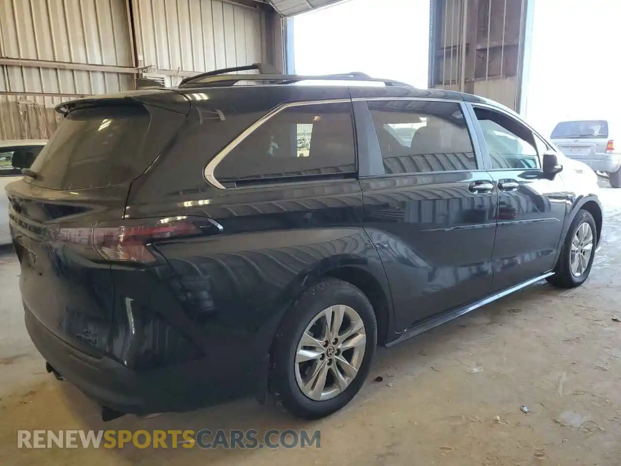 3 Photograph of a damaged car 5TDCSKFCXPS107701 TOYOTA SIENNA 2023