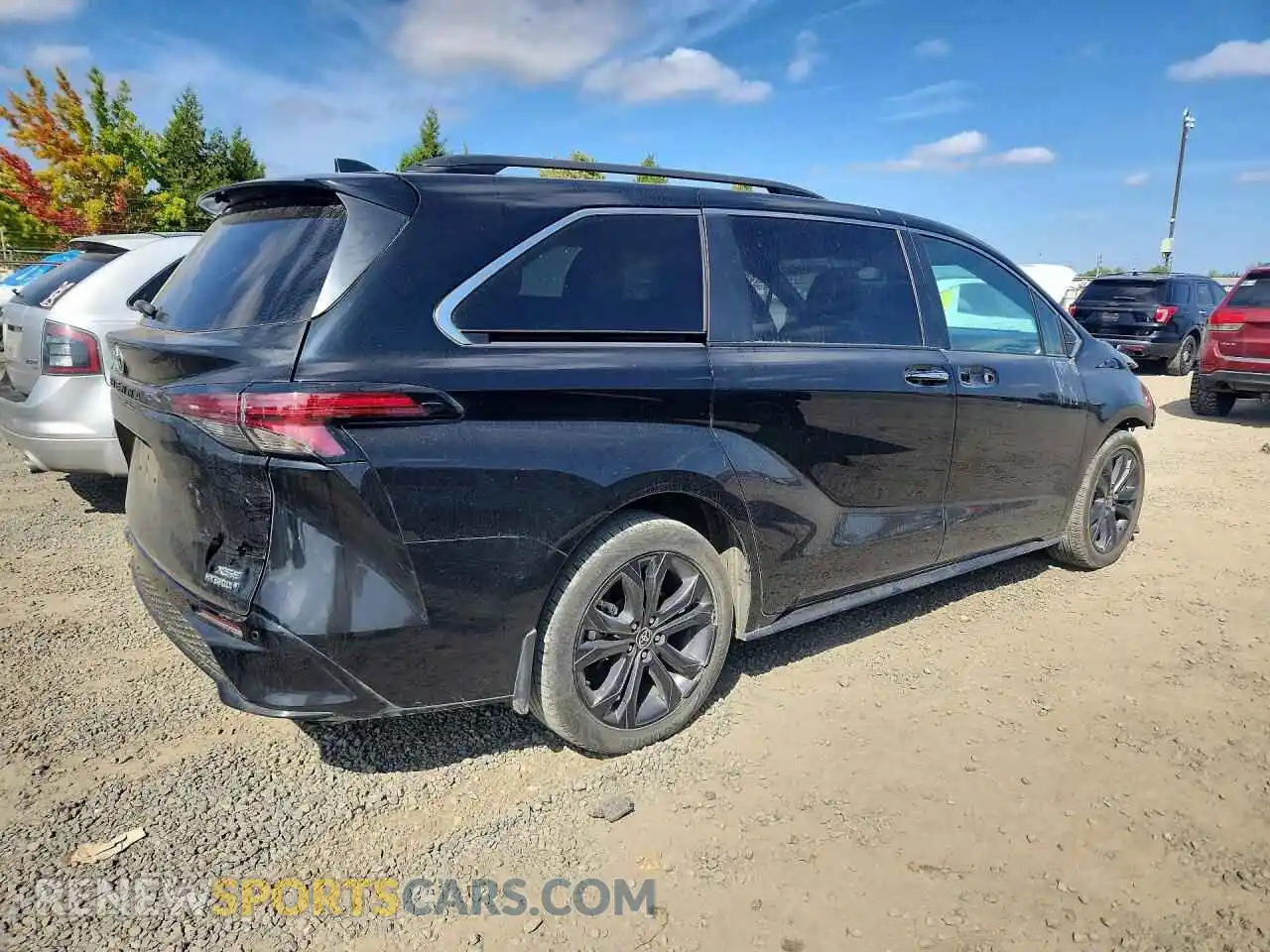 3 fotografías del automóvil dañado 5TDDRKEC7PS160826 TOYOTA SIENNA 2023