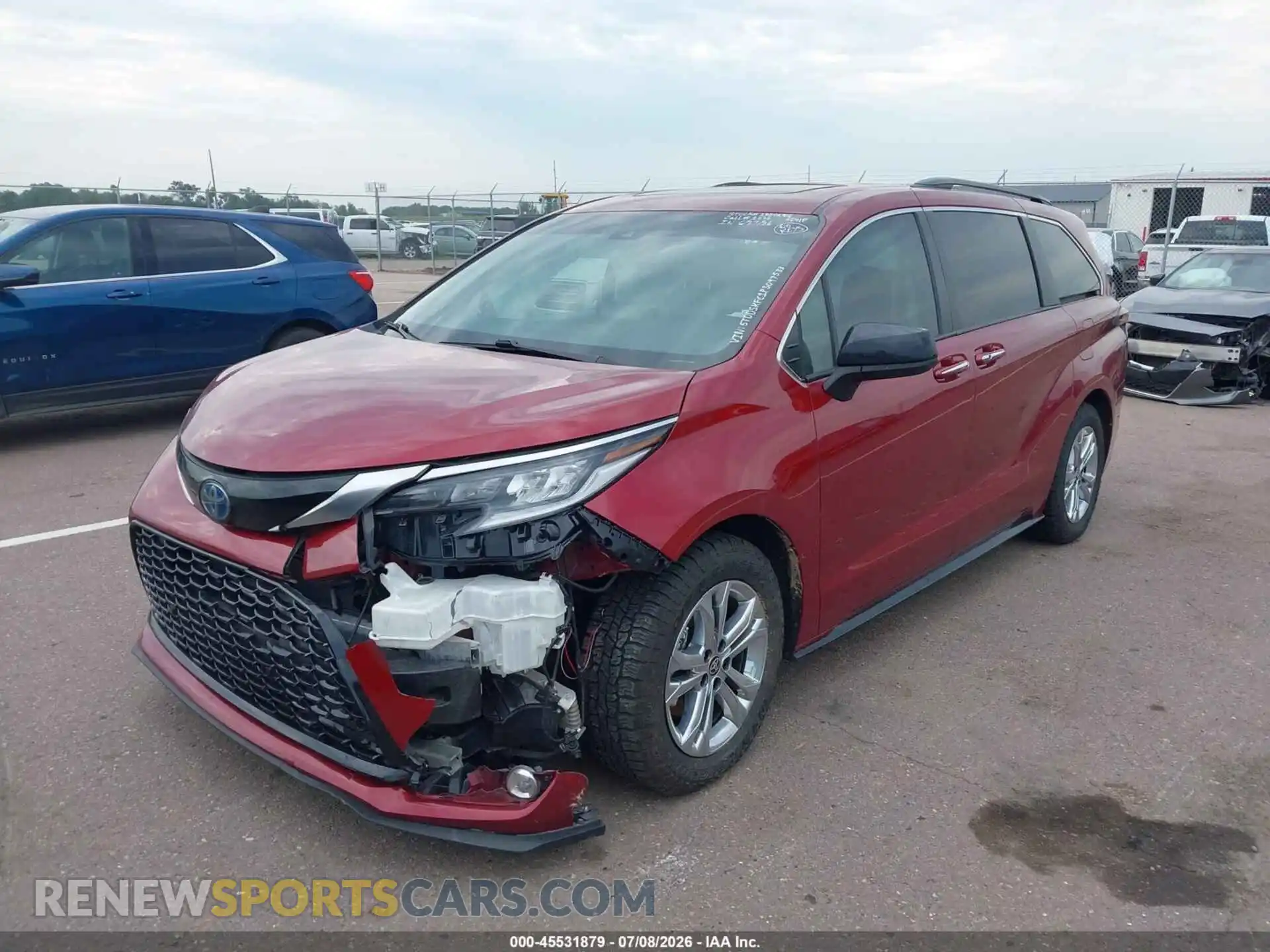 2 fotografías del automóvil dañado 5TDDSKFC1PS097533 TOYOTA SIENNA 2023