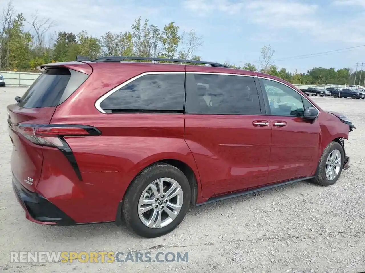 3 Photograph of a damaged car 5TDDSKFC3PS103672 TOYOTA SIENNA 2023