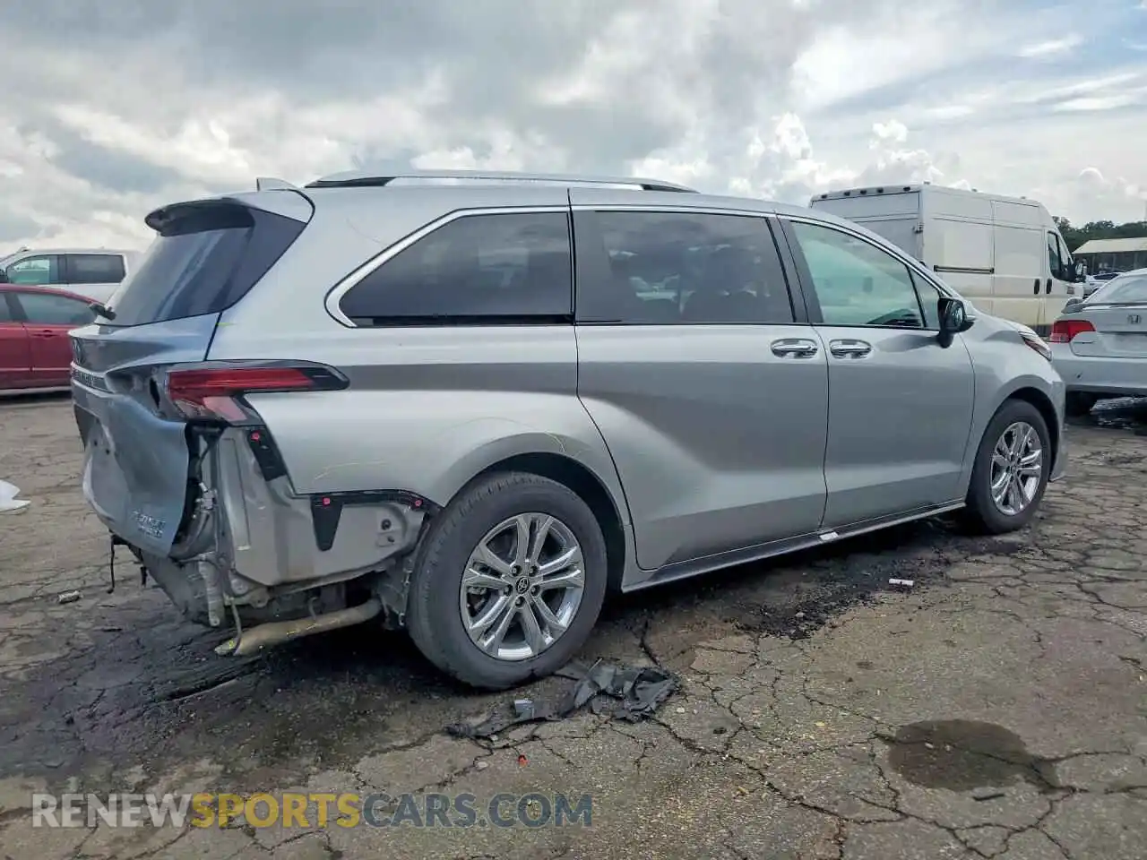 3 Photograph of a damaged car 5TDESKFC2PS085380 TOYOTA SIENNA 2023