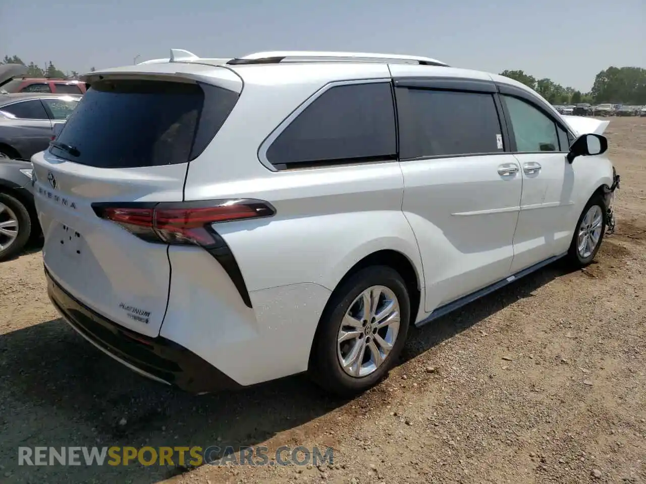 3 Photograph of a damaged car 5TDESKFC3PS082746 TOYOTA SIENNA 2023