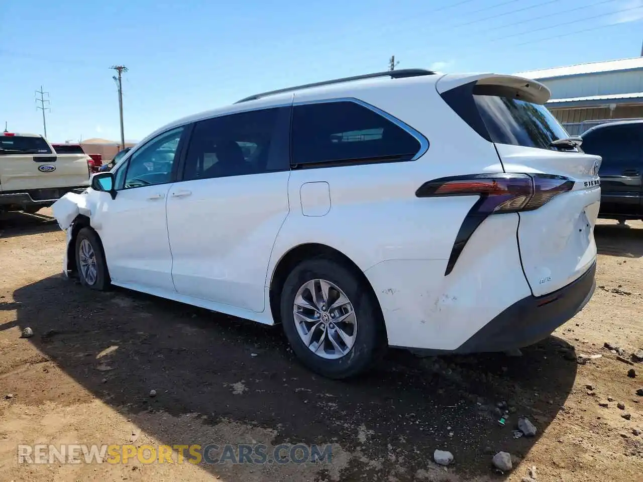 2 Photograph of a damaged car 5TDKSKFC7PS088603 TOYOTA SIENNA 2023