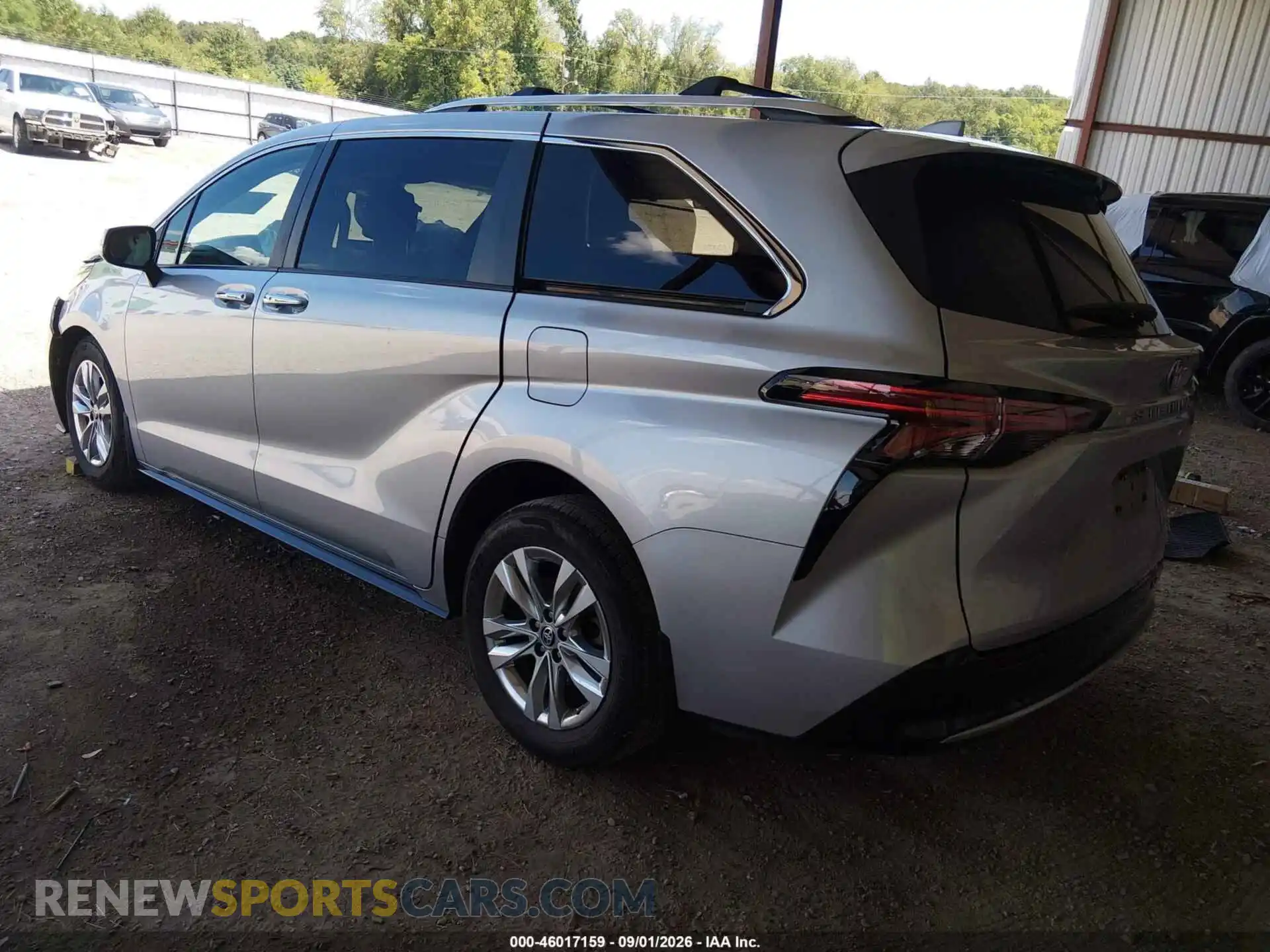 3 fotografías del automóvil dañado 5TDZRKEC2PS159170 TOYOTA SIENNA 2023