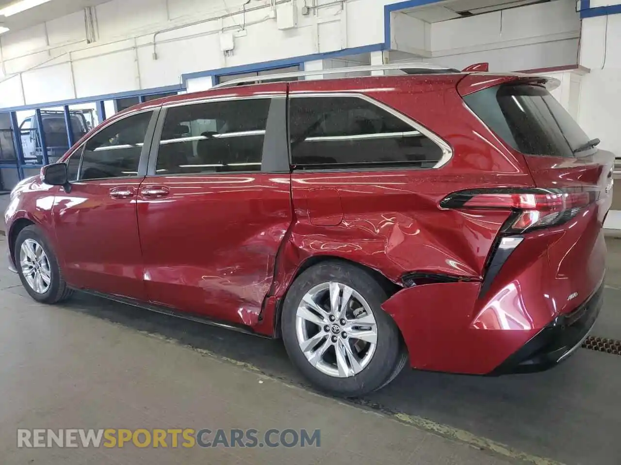 2 Photograph of a damaged car 5TDZSKFC5PS086881 TOYOTA SIENNA 2023