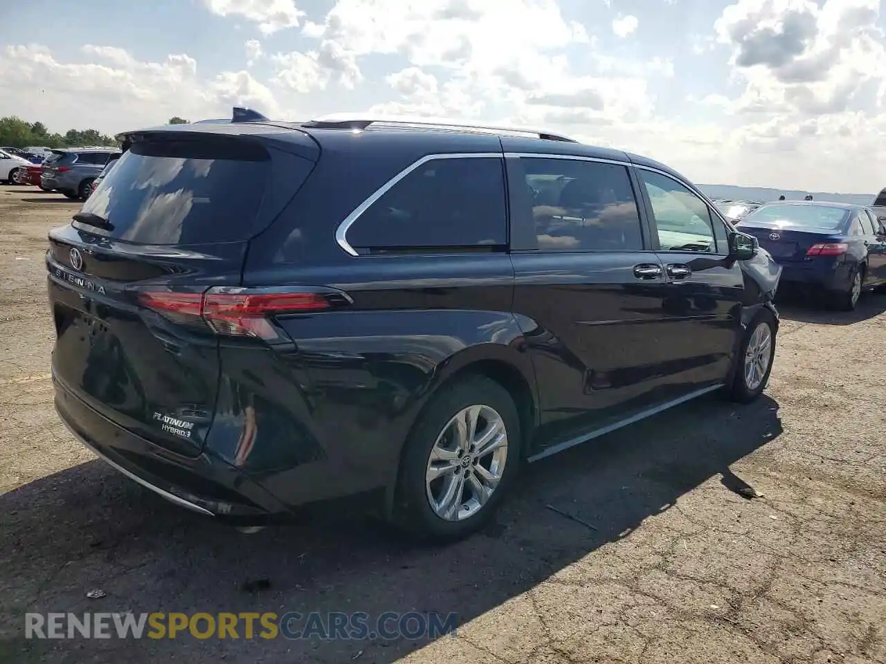 3 Photograph of a damaged car 5TDESKFC0RS124003 TOYOTA SIENNA 2024