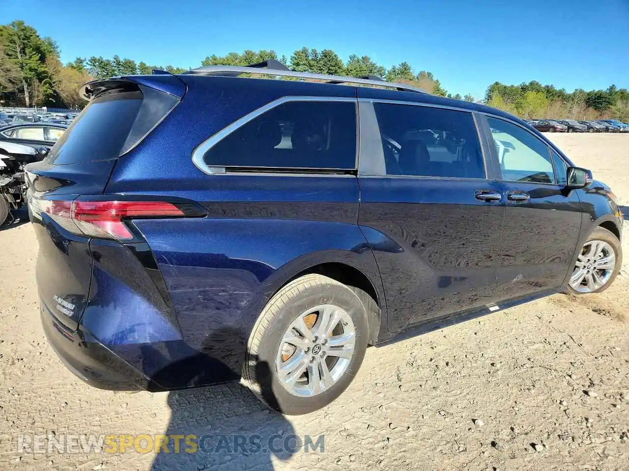 3 fotografías del automóvil dañado 5TDESKFC6RS151884 TOYOTA SIENNA 2024