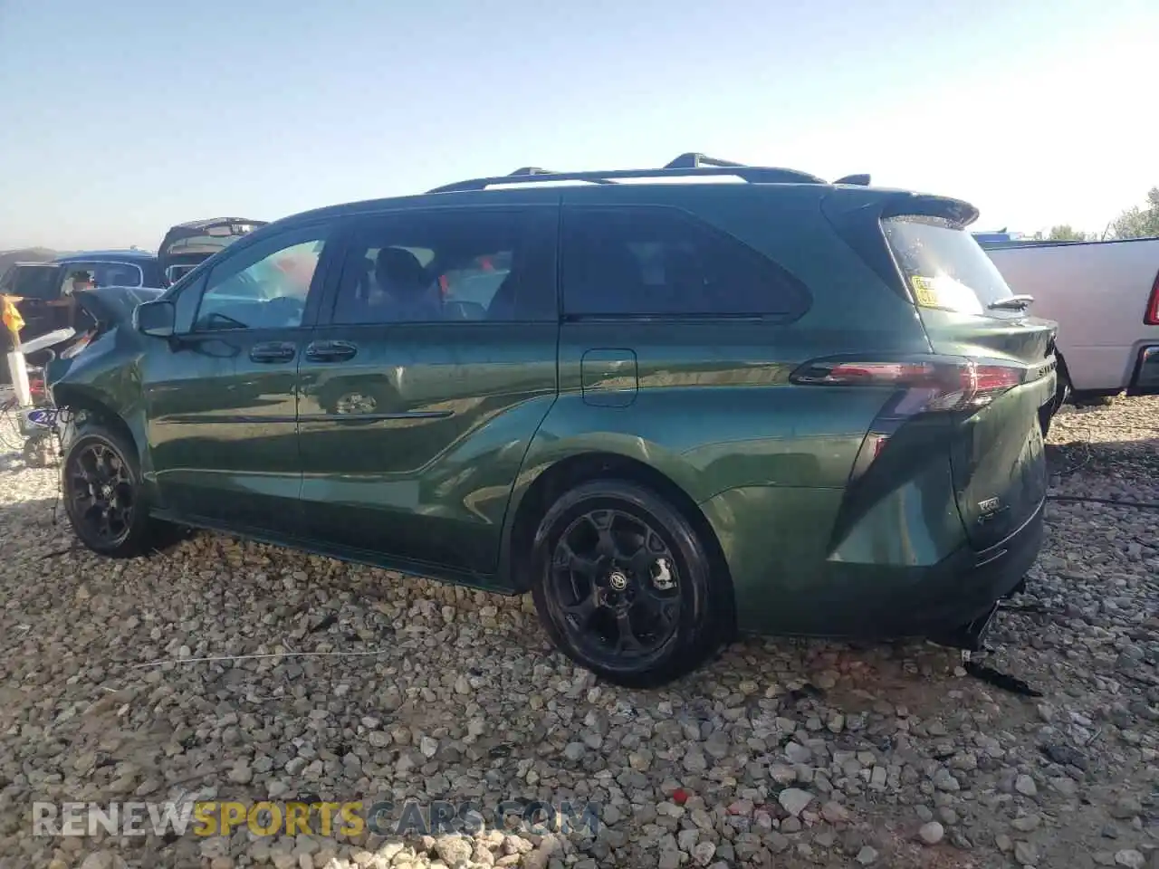 2 Photograph of a damaged car 5TDCSKFC8SS169722 TOYOTA SIENNA 2025