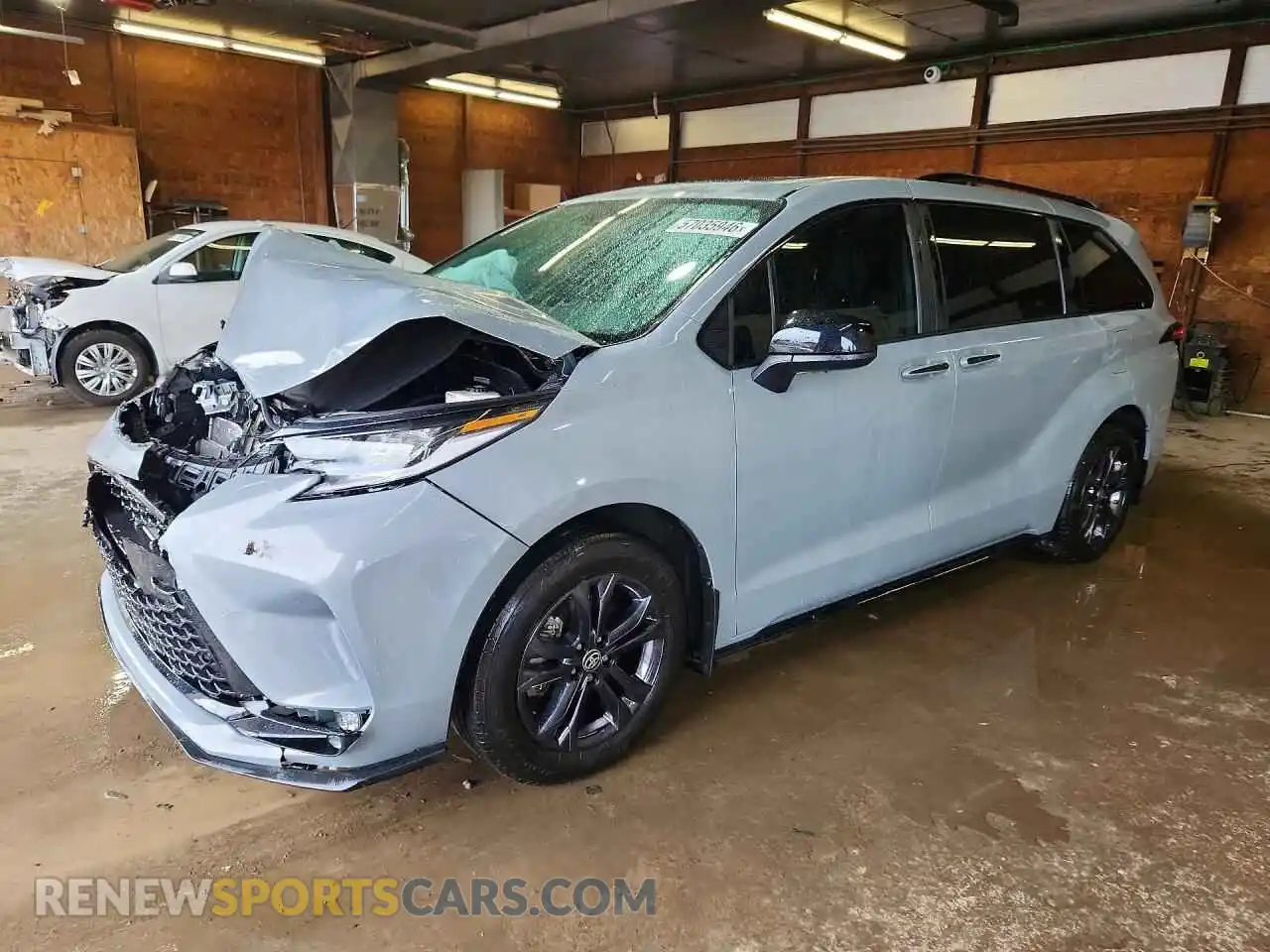 1 Photograph of a damaged car 5TDDSKFC3SS169261 TOYOTA SIENNA 2025
