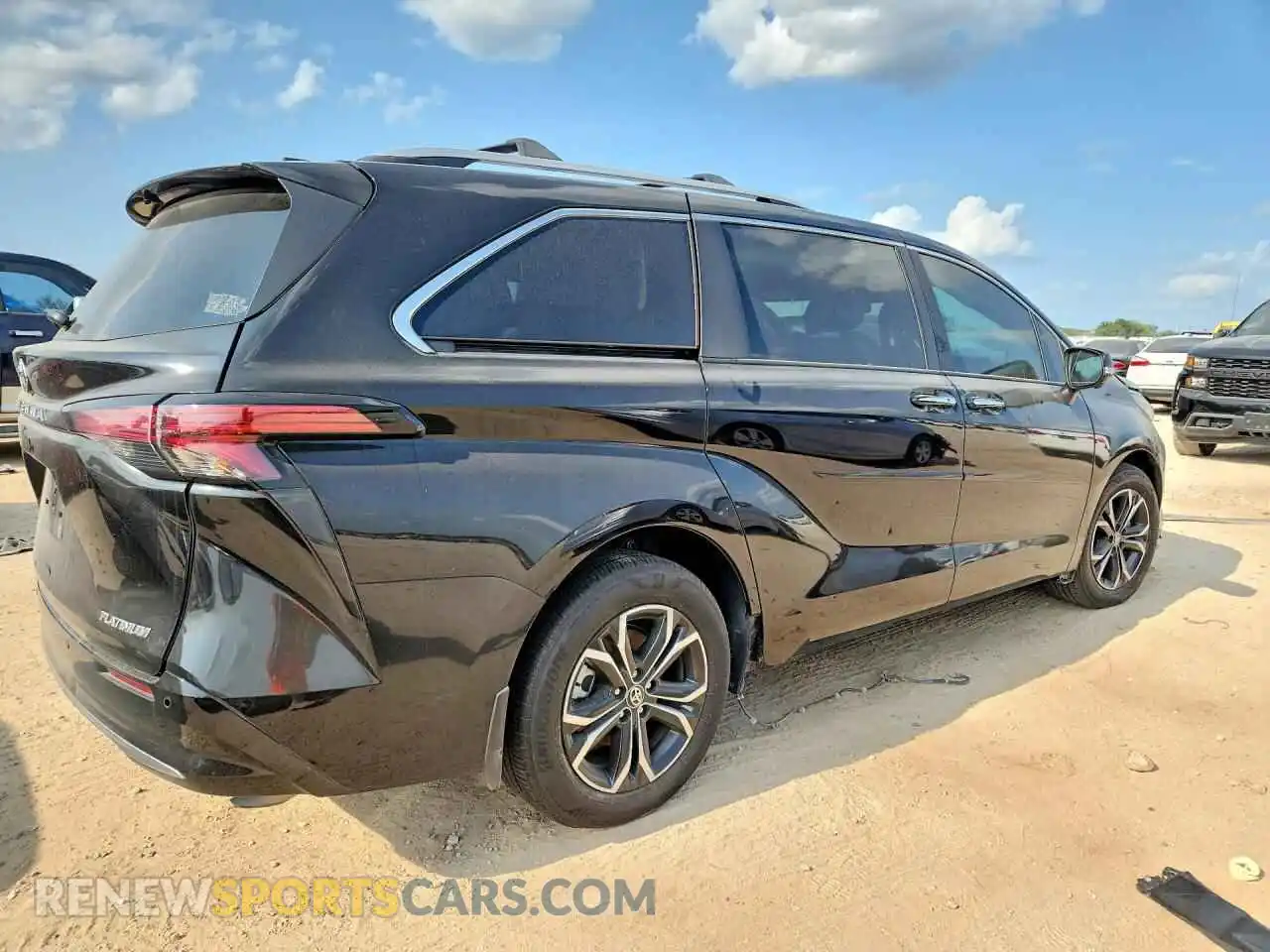 3 Photograph of a damaged car 5TDESKFC6SS205352 TOYOTA SIENNA 2025