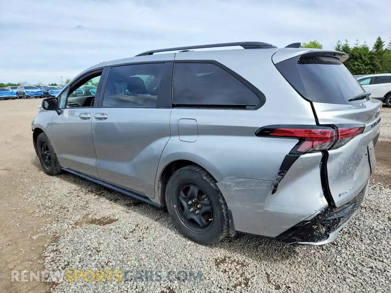 2 fotografías del automóvil dañado 5TDGSKFC8SS215809 TOYOTA SIENNA 2025