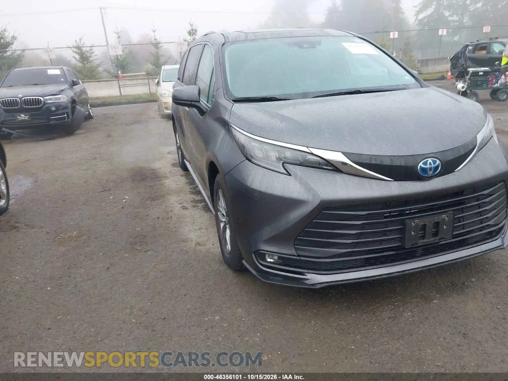 1 Photograph of a damaged car 5TDYRKEC2SS259967 TOYOTA SIENNA 2025