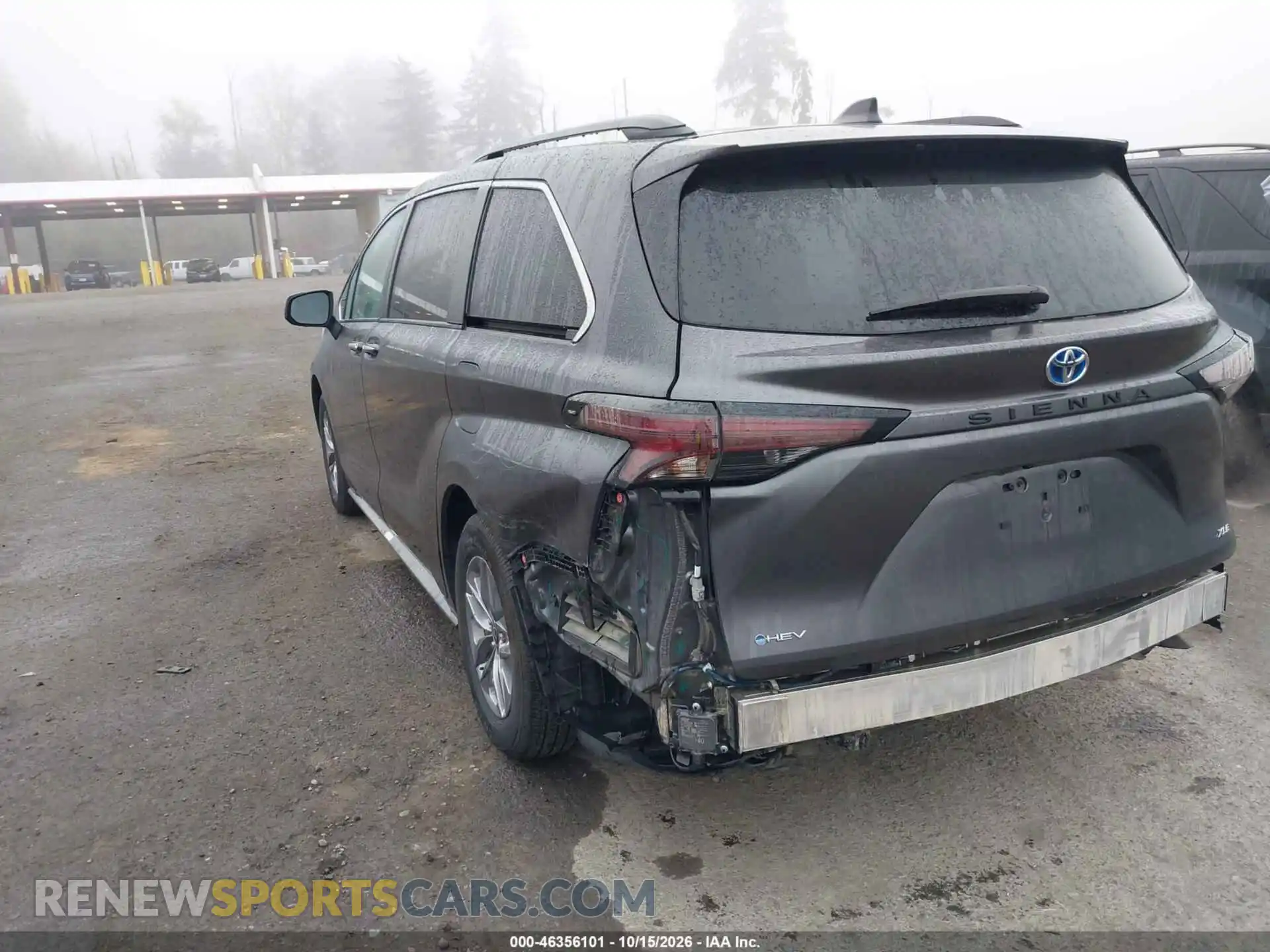 3 Photograph of a damaged car 5TDYRKEC2SS259967 TOYOTA SIENNA 2025