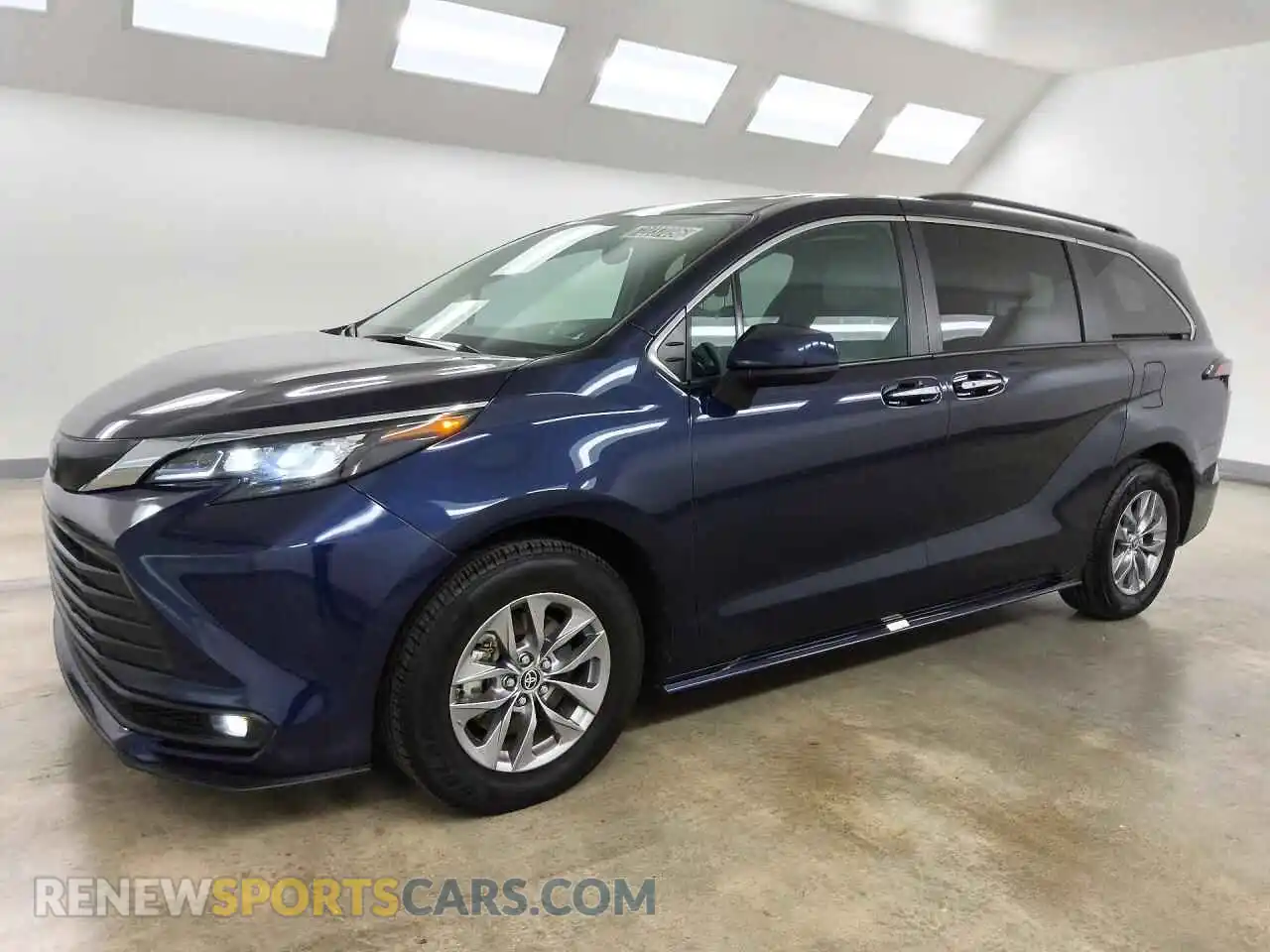 1 Photograph of a damaged car 5TDYRKEC6SS238586 TOYOTA SIENNA 2025
