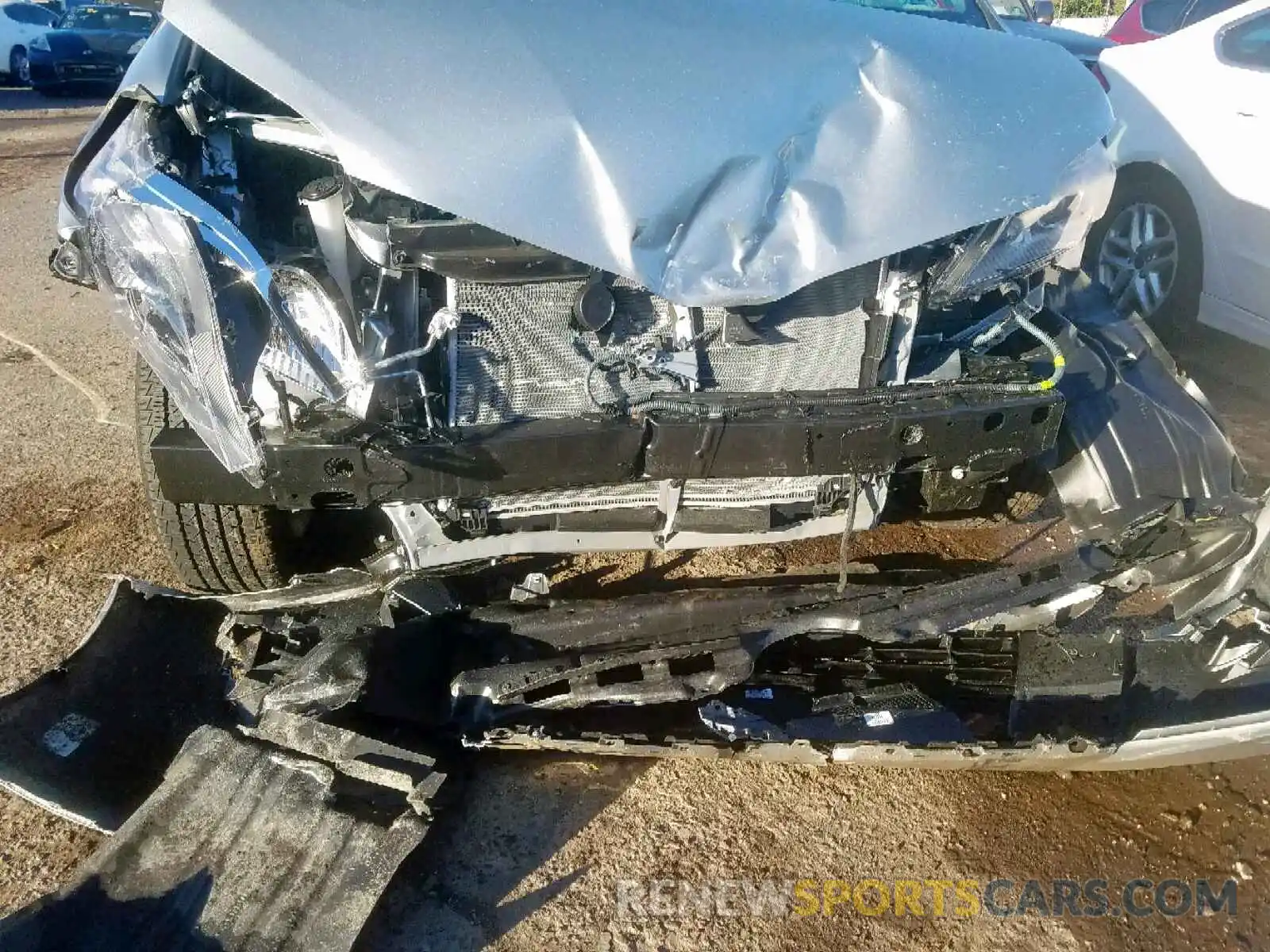 9 Photograph of a damaged car 5TDKZ3DCXLS031293 TOYOTA SIENNA LE 2020