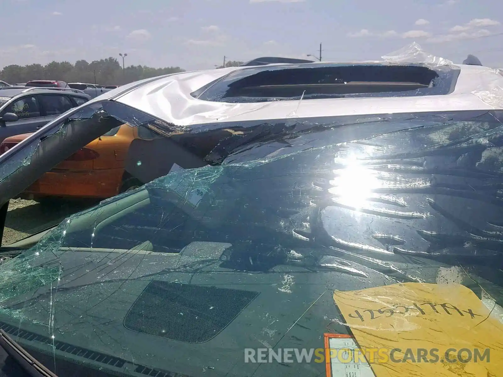 9 Photograph of a damaged car 5TDDZ3DC3KS226384 TOYOTA SIENNA LIM 2019