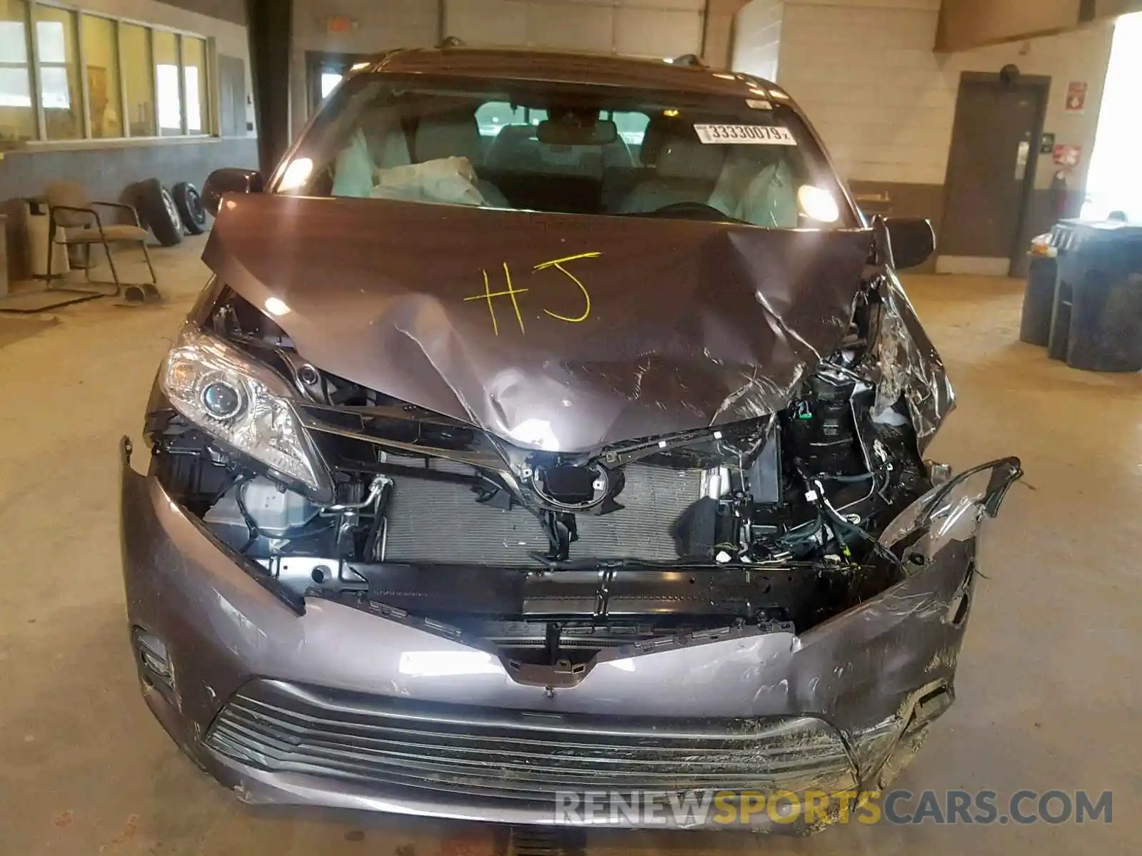 7 Photograph of a damaged car 5TDYZ3DC5KS998371 TOYOTA SIENNA LIM 2019