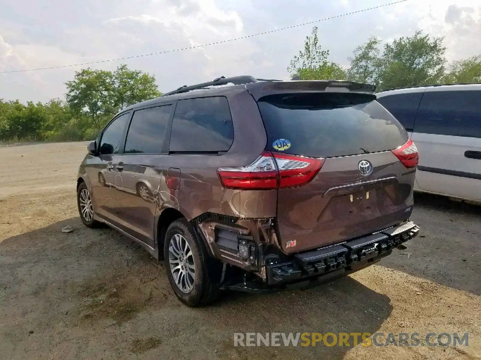 3 Photograph of a damaged car 5TDYZ3DCXKS994722 TOYOTA SIENNA LIM 2019