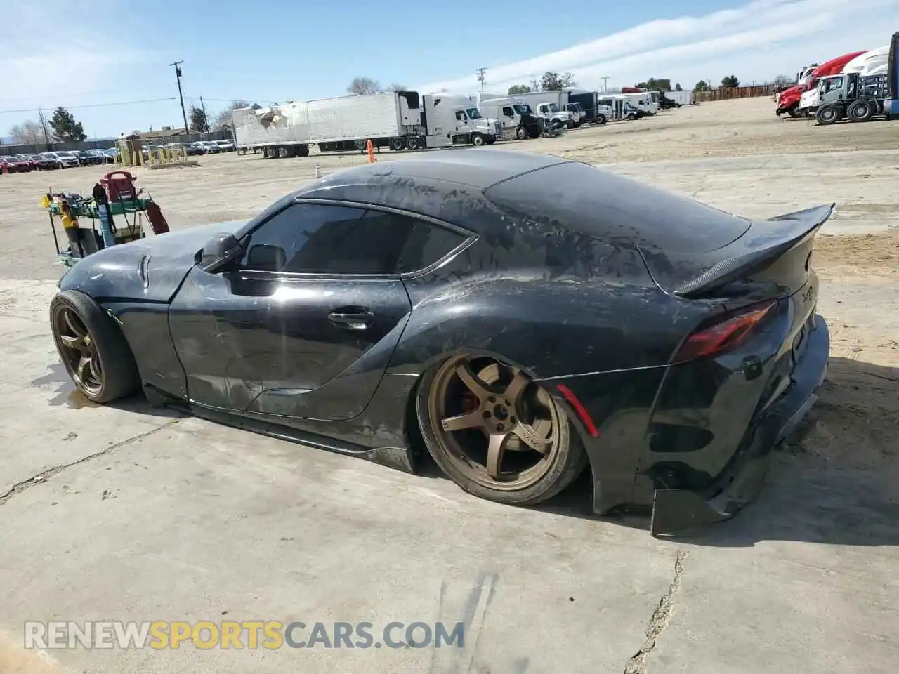 2 Фотография поврежденного автомобиля WZ1DB4C01LW027810 TOYOTA SUPRA 2020