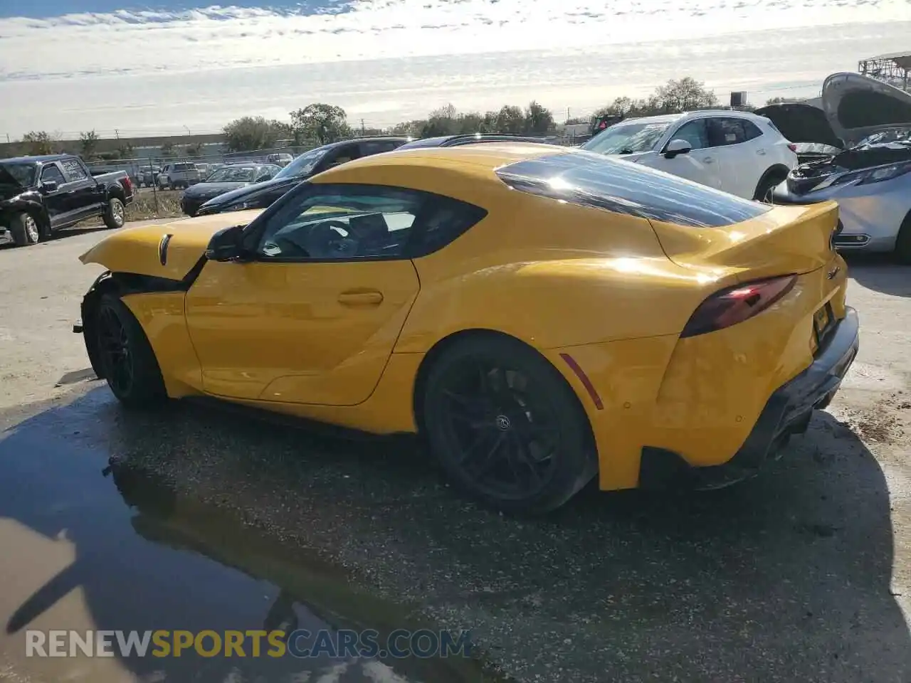 2 fotografías del automóvil dañado WZ1DB4C08LW032292 TOYOTA SUPRA 2020