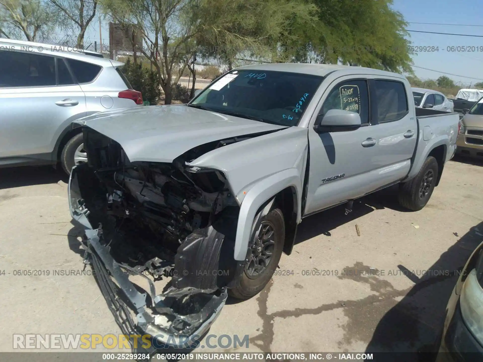 2 Photograph of a damaged car 3TMCZ5AN7KM250412 TOYOTA TACOMA 2019