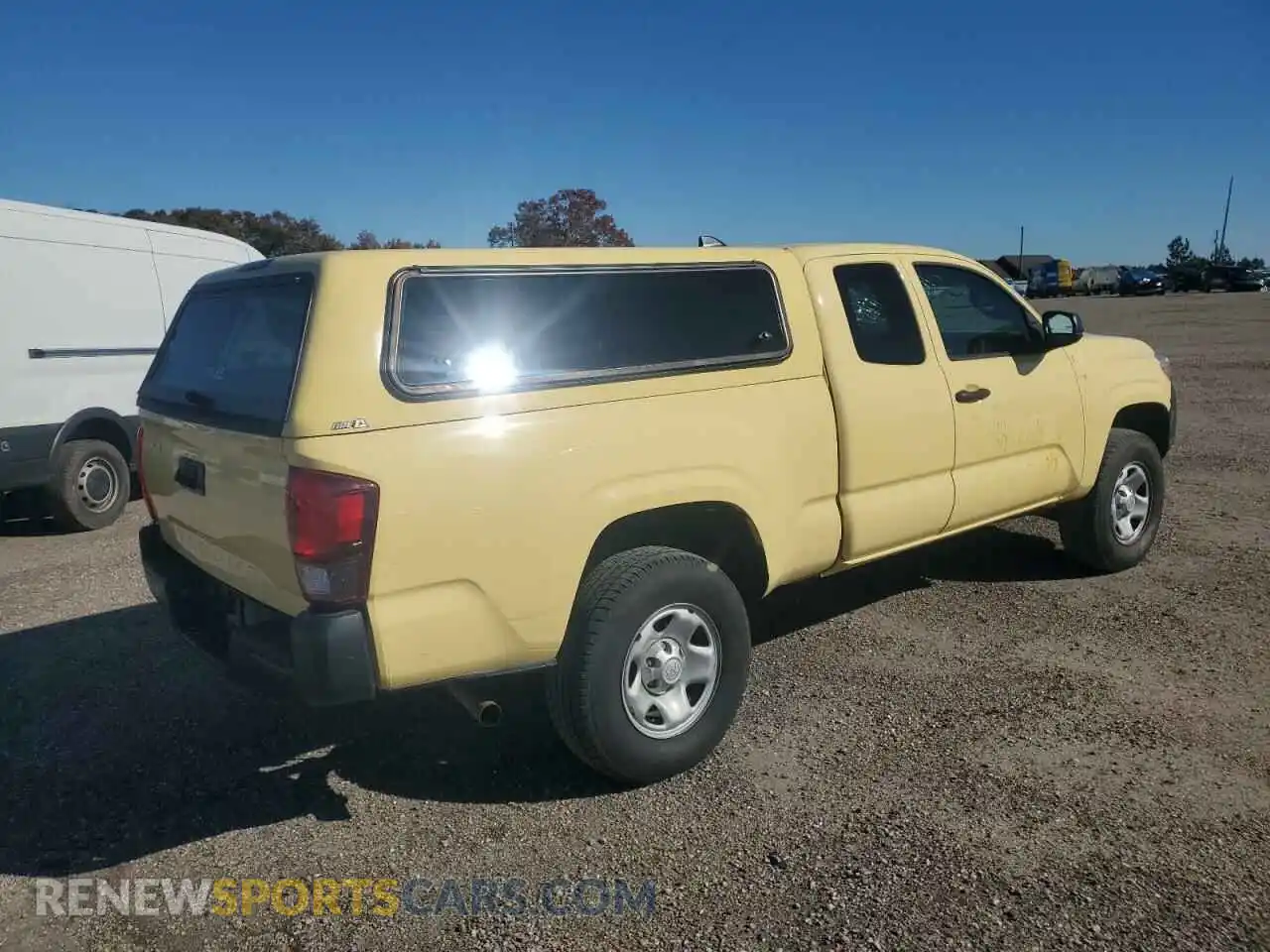 3 Photograph of a damaged car 5TFRX5GN5LX172604 TOYOTA TACOMA 2020