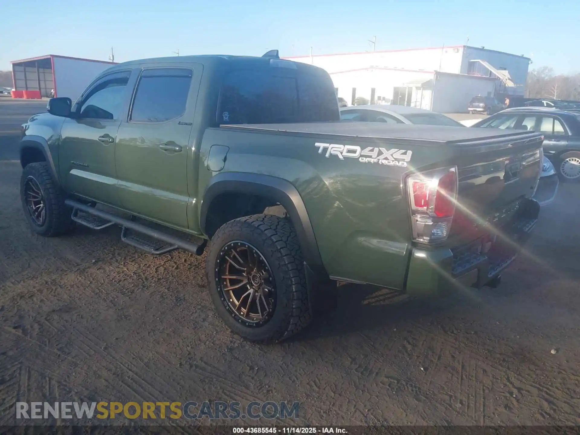 3 Photograph of a damaged car 3TMCZ5AN3MM414595 TOYOTA TACOMA 2021