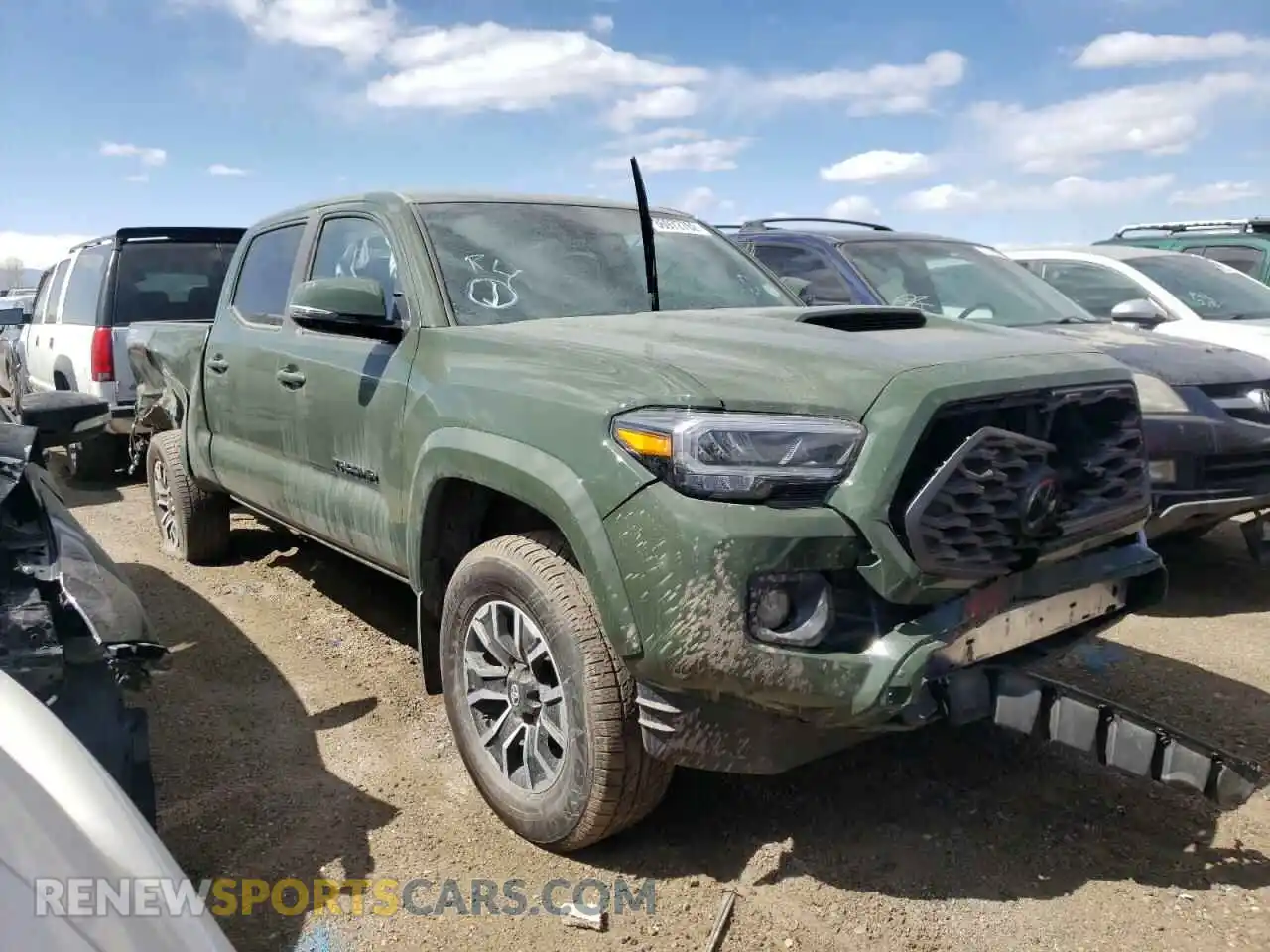 1 Photograph of a damaged car 3TMDZ5BNXMM112739 TOYOTA TACOMA 2021