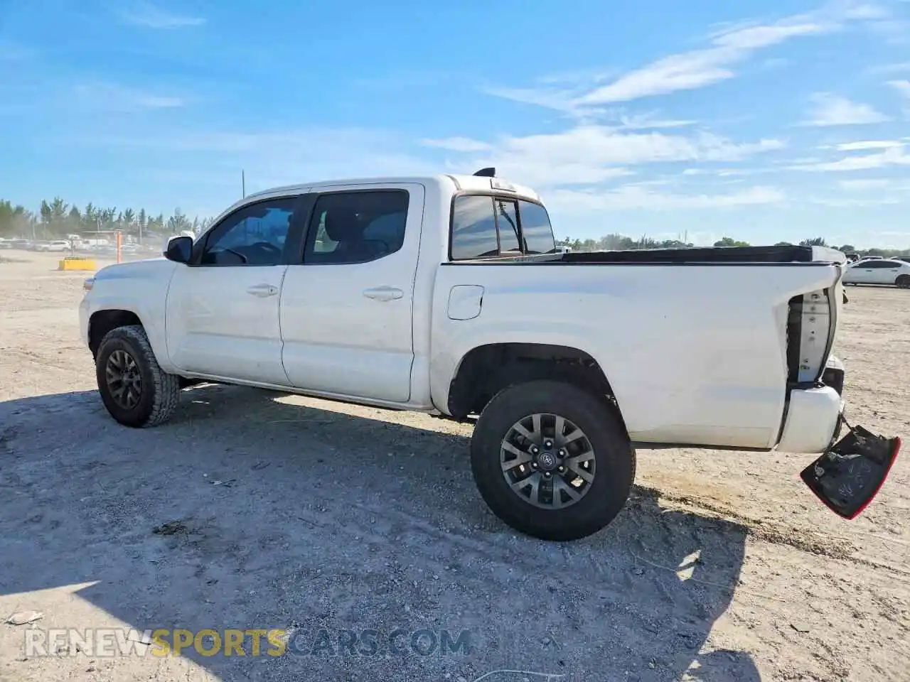 2 Photograph of a damaged car 3TYAX5GN0MT009643 TOYOTA TACOMA 2021