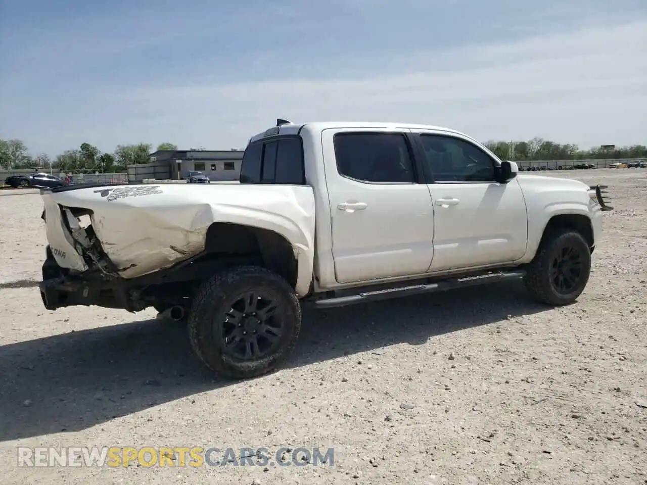 3 Фотография поврежденного автомобиля 3TYAX5GN1MT017458 TOYOTA TACOMA 2021